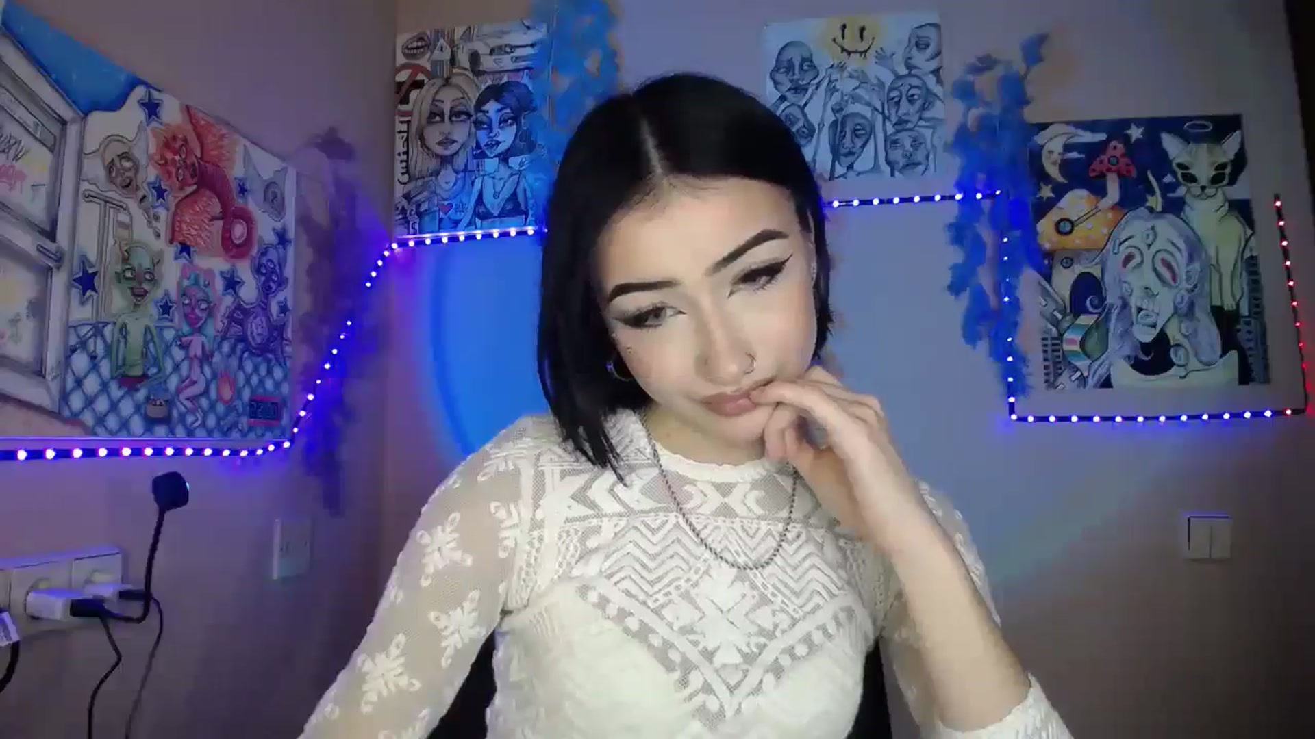 Gallery image thumbnail from Young_Evil's myfreecams stream on, 01/09/2026, 14:32 image 3 of 20