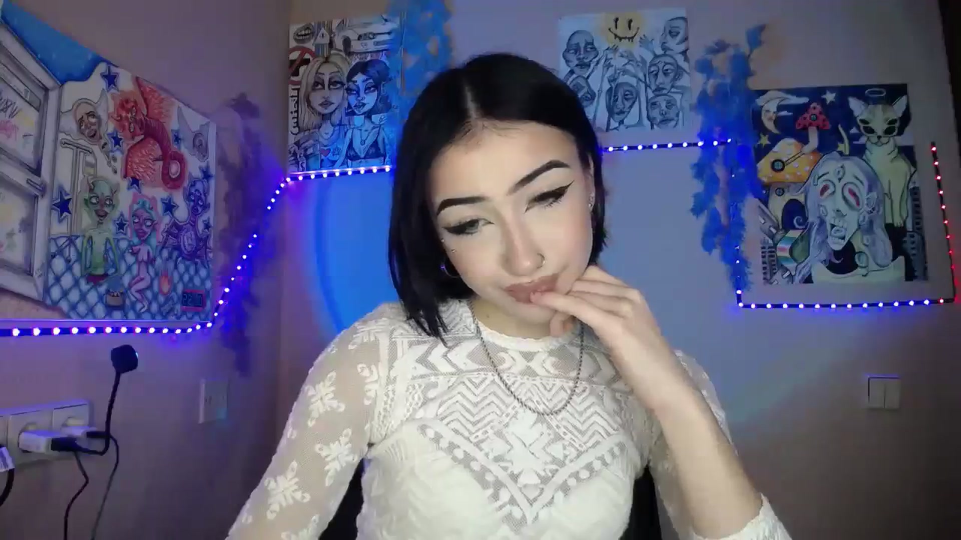 Gallery image thumbnail from Young_Evil's myfreecams stream on, 01/09/2026, 14:32 image 2 of 20