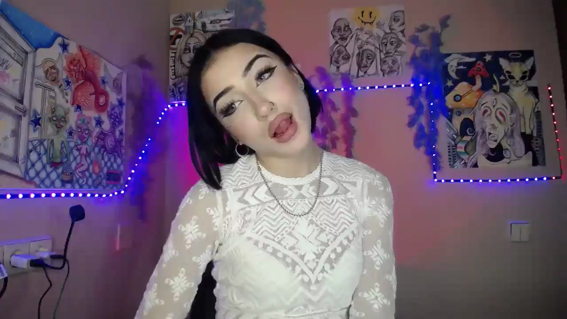 Gallery image thumbnail from Young_Evil's myfreecams stream on, 01/09/2026, 15:21 image 15 of 20