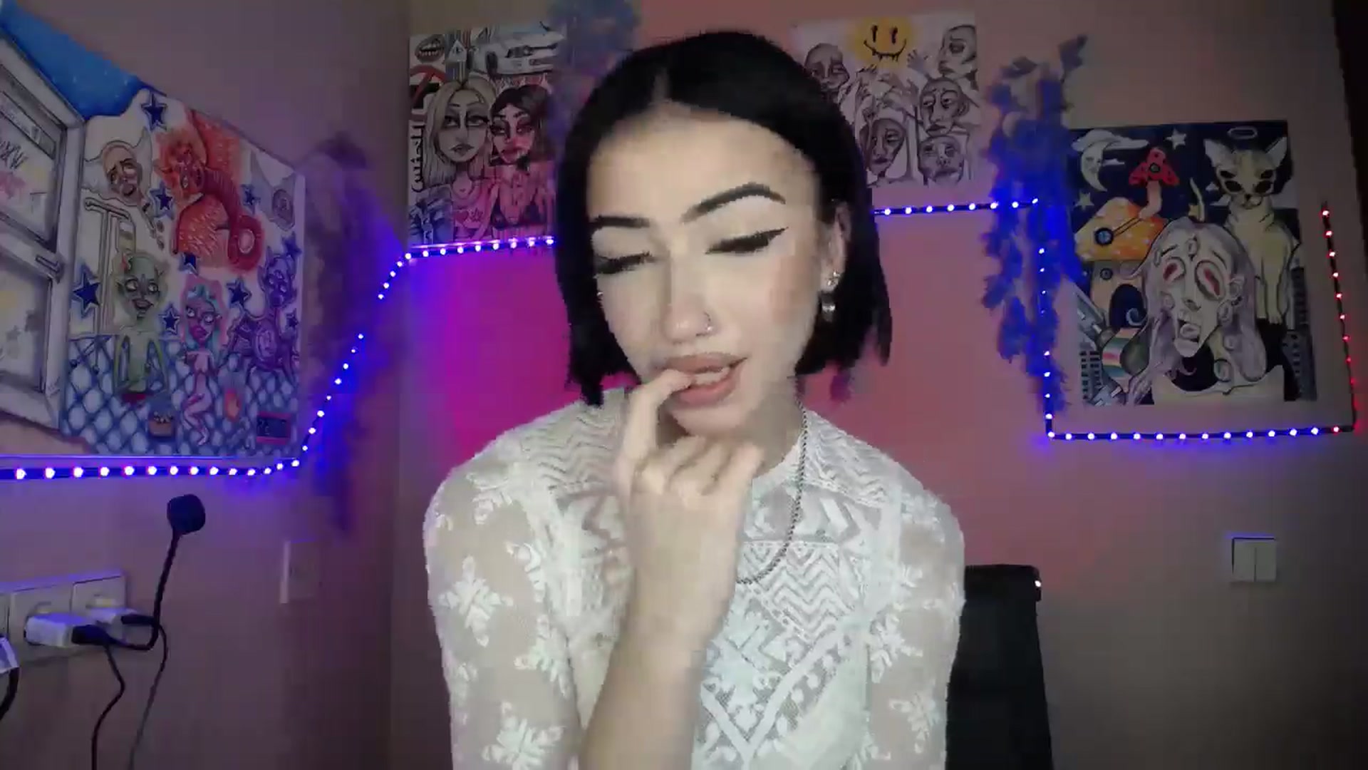 Gallery image thumbnail from Young_Evil's myfreecams stream on, 01/09/2026, 15:21 image 13 of 20