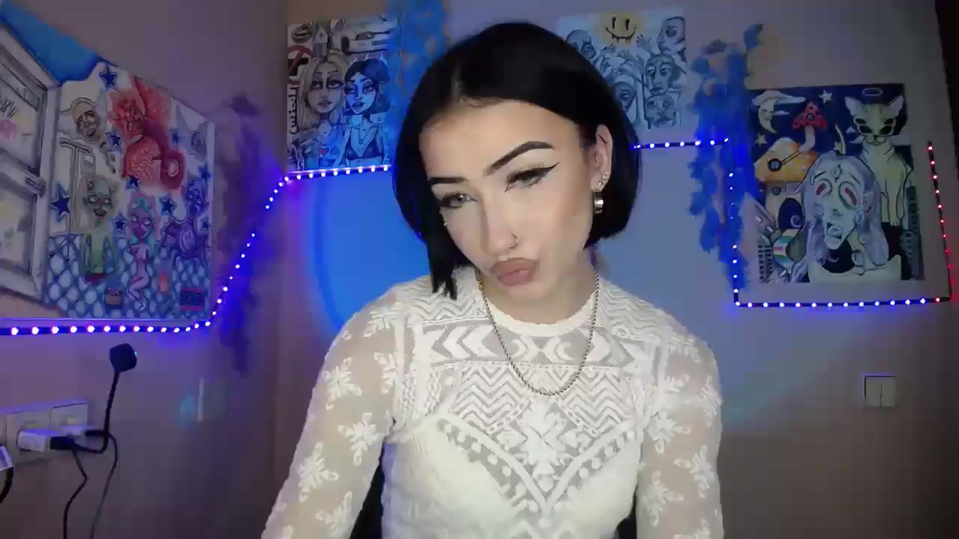 Gallery image thumbnail from Young_Evil's myfreecams stream on, 01/09/2026, 15:21 image 1 of 20