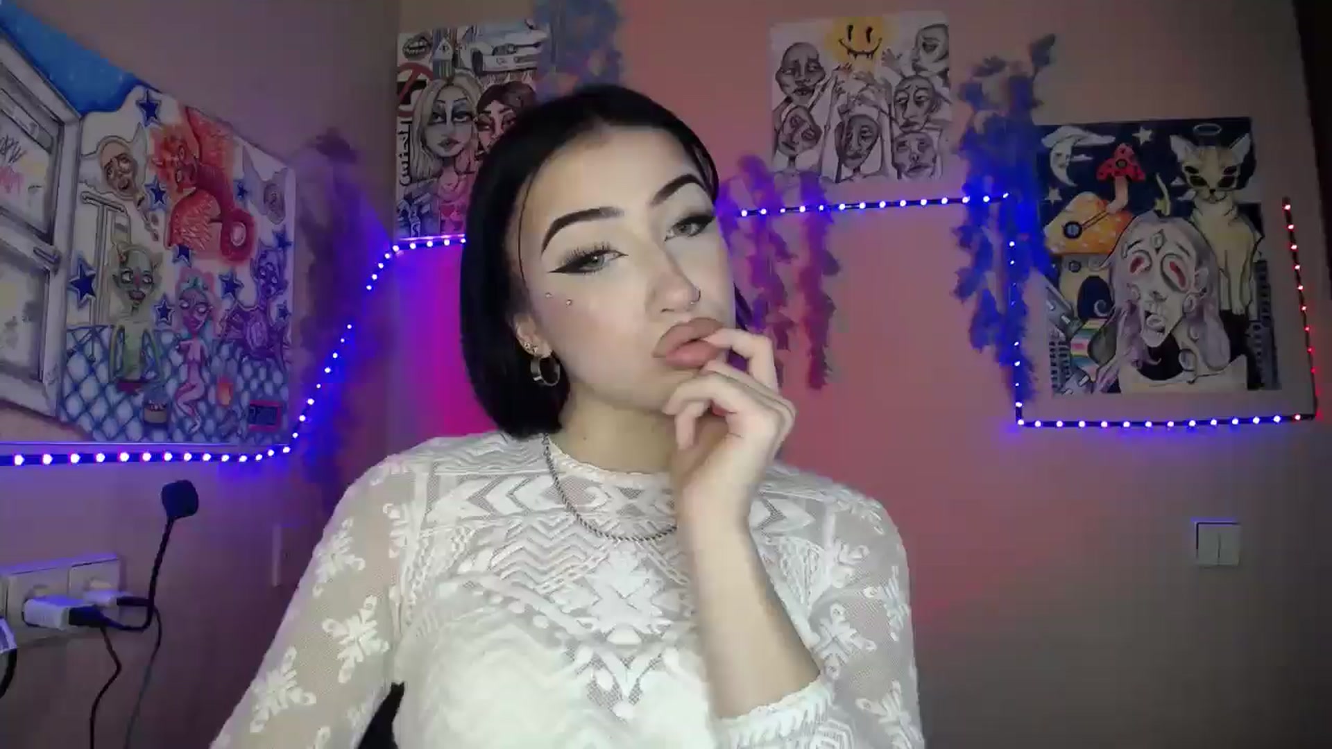 Gallery image thumbnail from Young_Evil's myfreecams stream on, 01/09/2026, 16:08 image 1 of 20