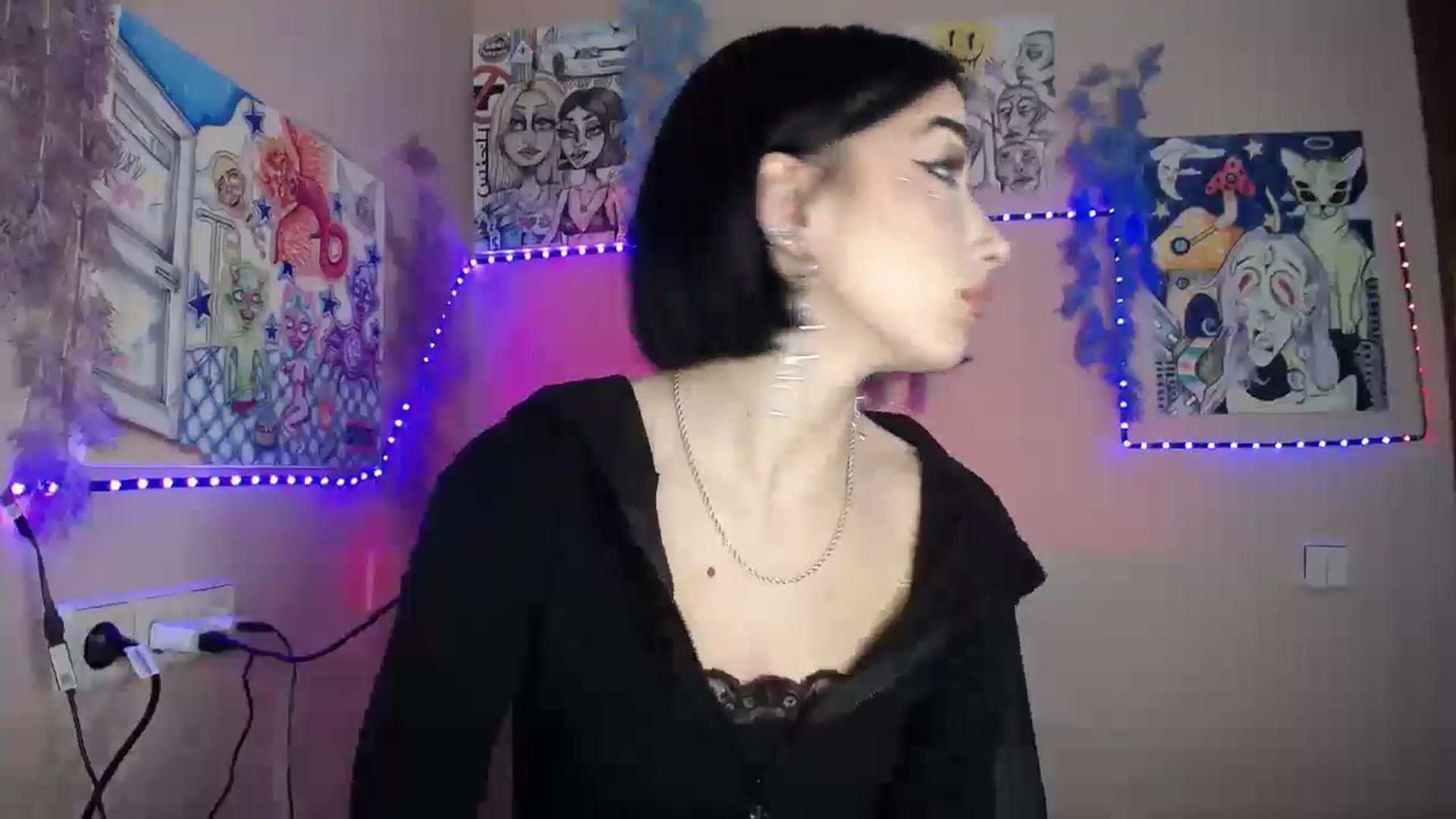Gallery image thumbnail from Young_Evil's myfreecams stream on, 01/12/2026, 13:38 image 12 of 20