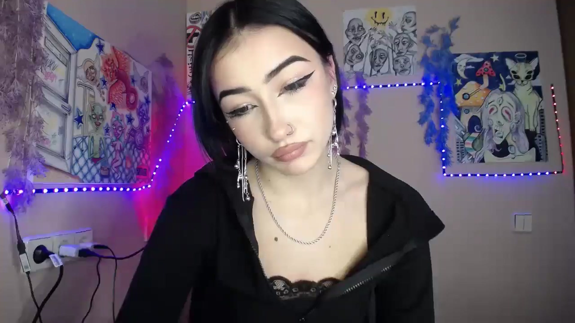 Gallery image thumbnail from Young_Evil's myfreecams stream on, 01/12/2026, 13:38 image 19 of 20