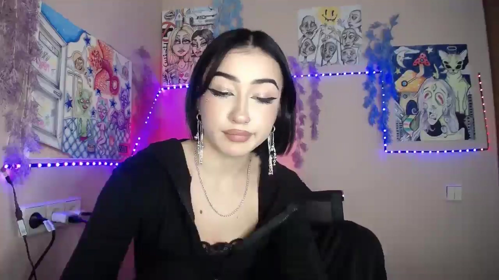 Gallery image thumbnail from Young_Evil's myfreecams stream on, 01/12/2026, 13:38 image 17 of 20