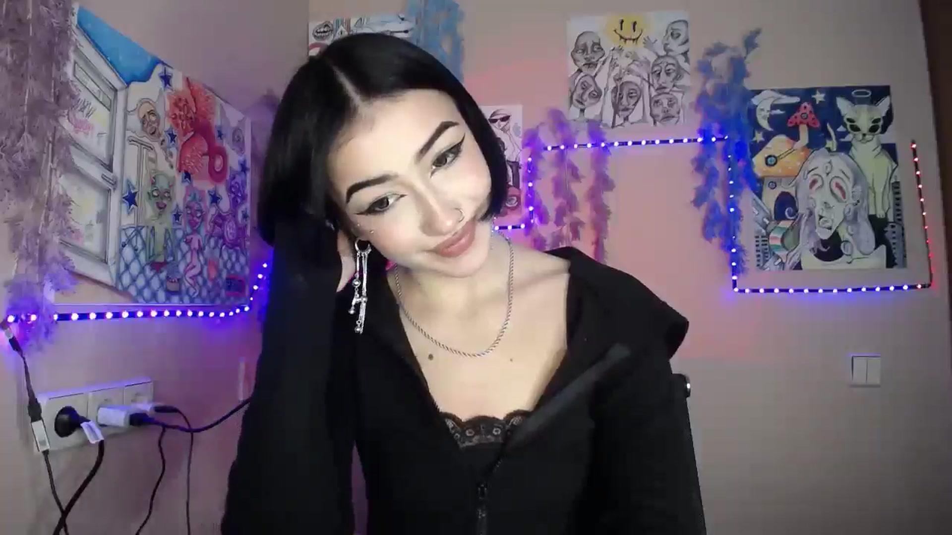 Gallery image thumbnail from Young_Evil's myfreecams stream on, 01/12/2026, 13:38 image 5 of 20