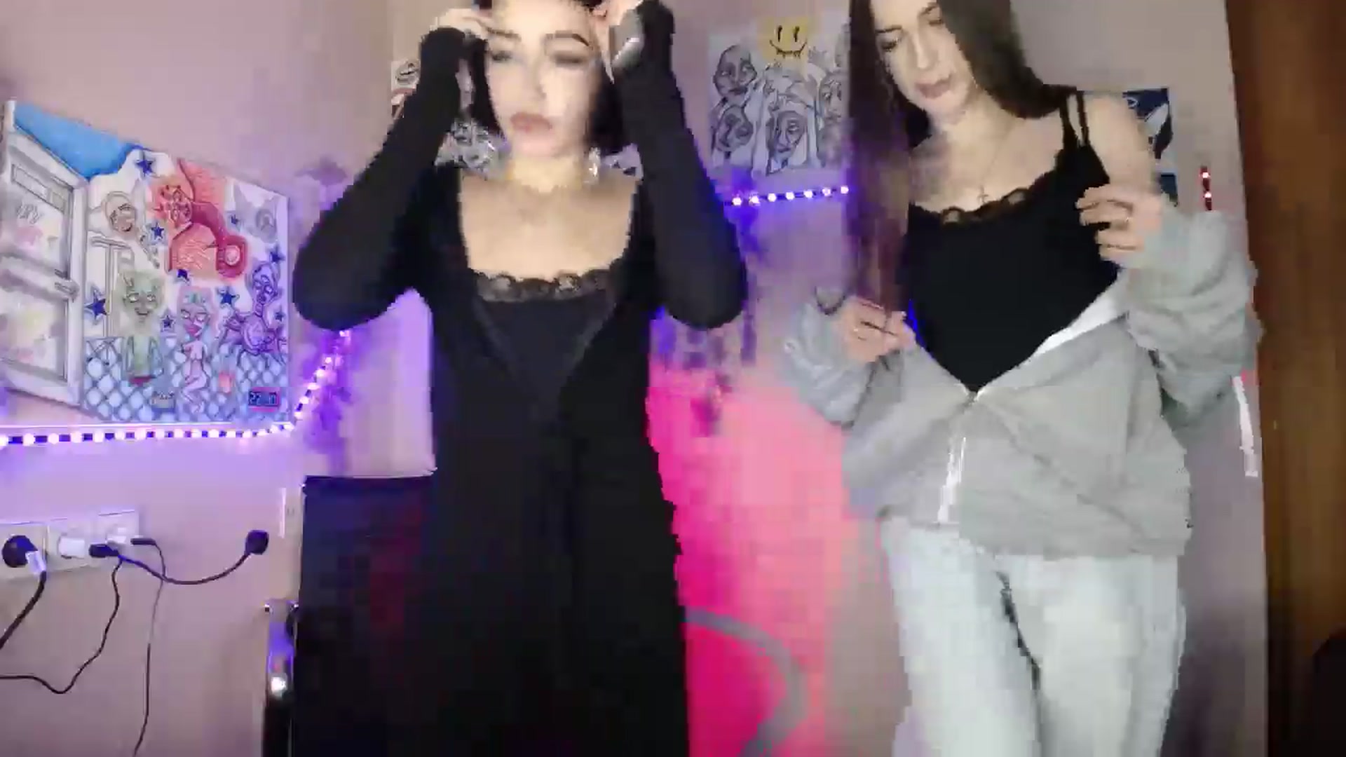 Gallery image thumbnail from Young_Evil's myfreecams stream on, 01/12/2026, 17:09 image 14 of 20