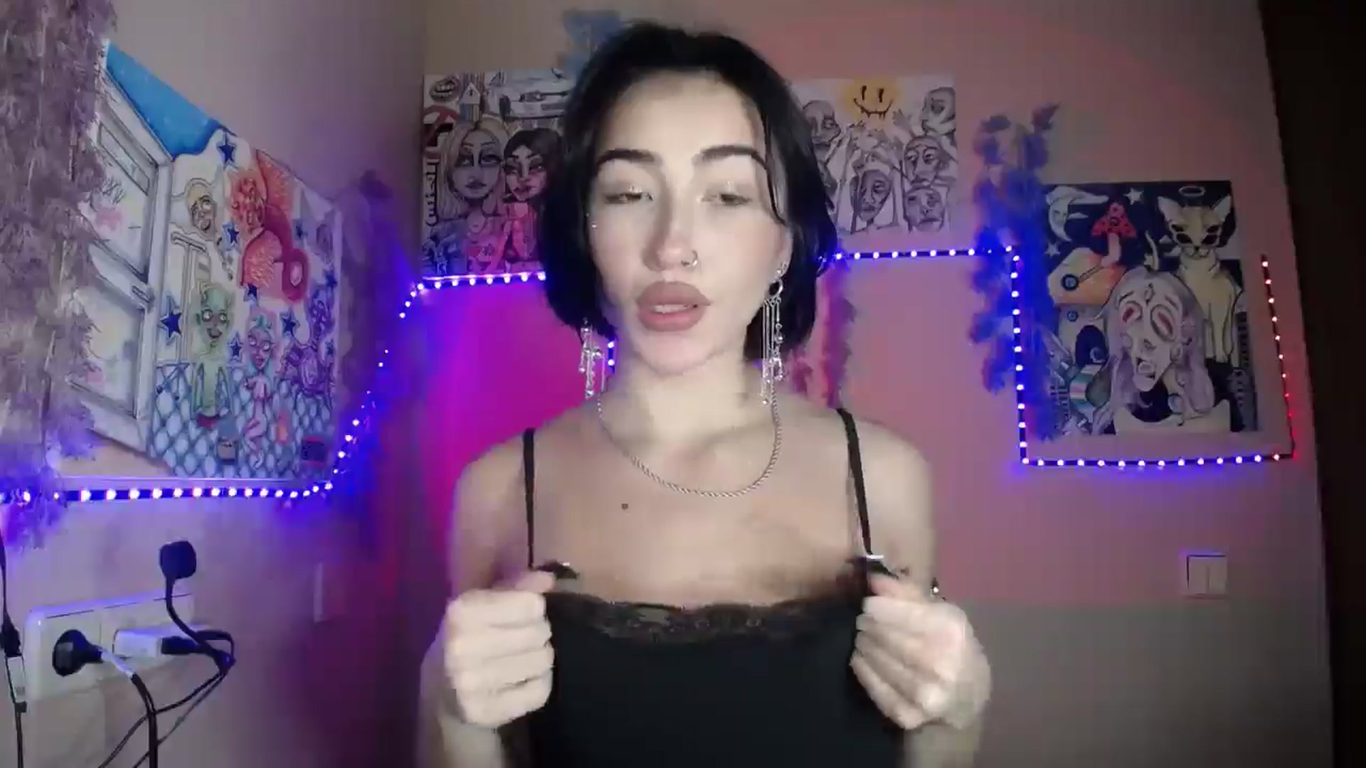 Gallery image thumbnail from Young_Evil's myfreecams stream on, 01/14/2026, 18:15 image 17 of 20