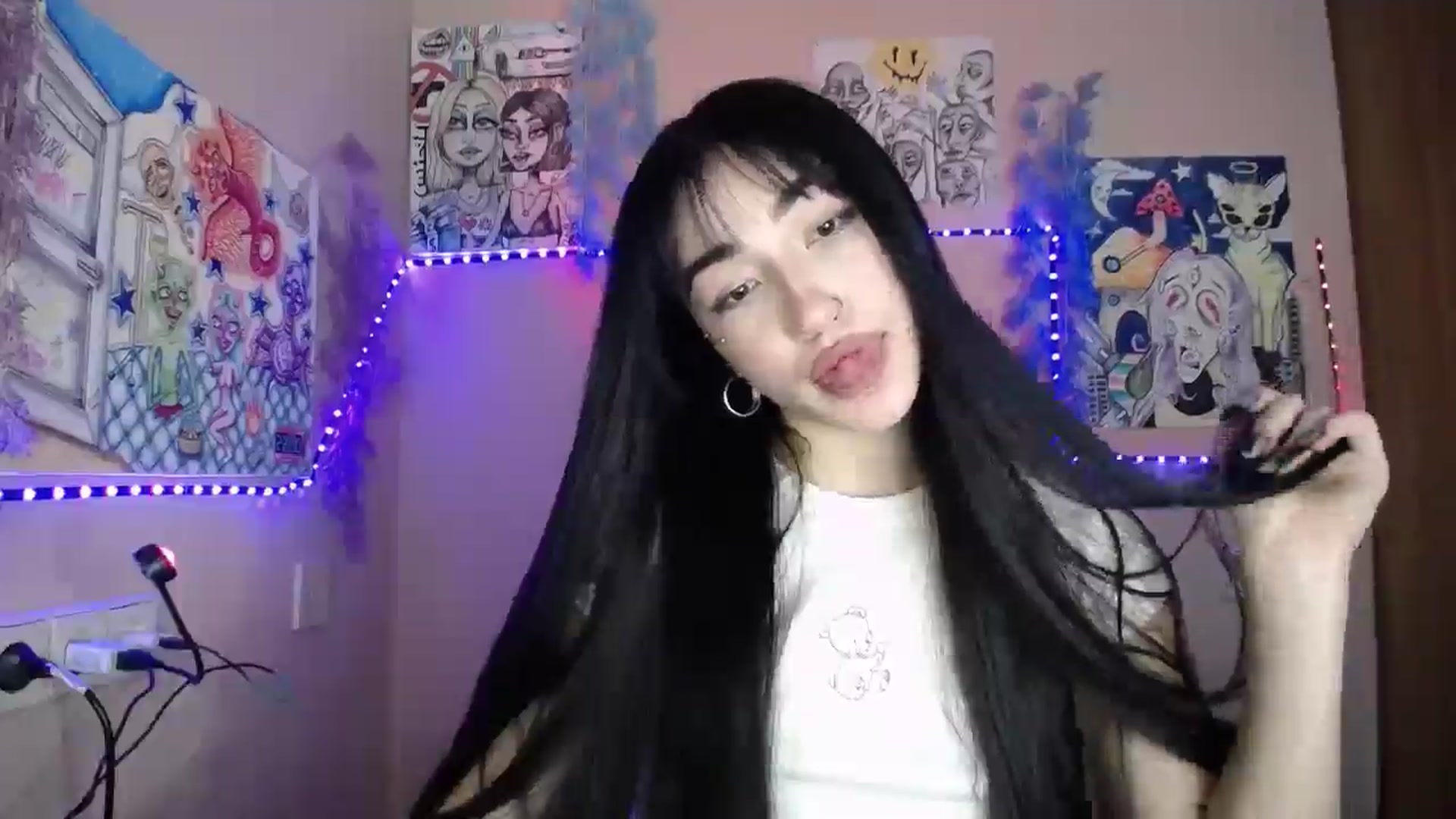Gallery image thumbnail from Young_Evil's myfreecams stream on, 01/16/2026, 14:18 image 10 of 20