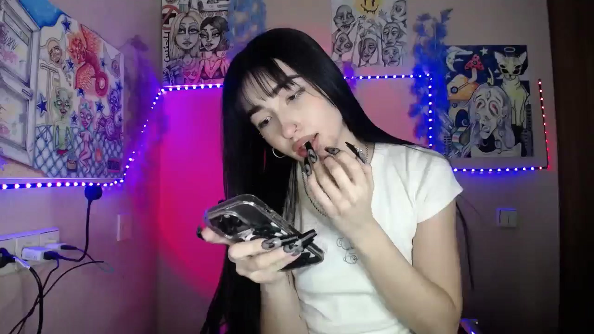 Gallery image thumbnail from Young_Evil's myfreecams stream on, 01/16/2026, 15:11 image 3 of 20