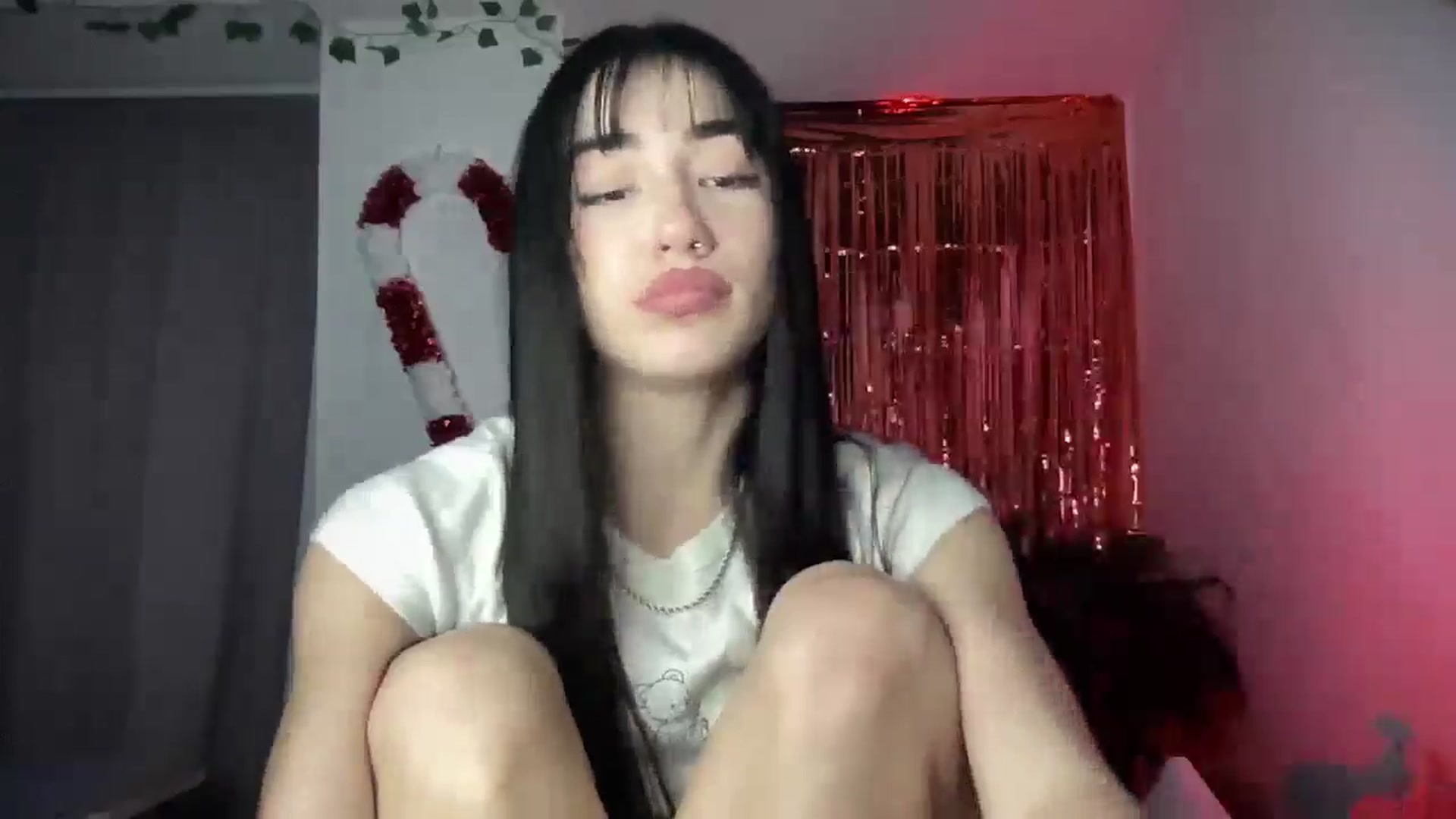 Gallery image thumbnail from Young_Evil's myfreecams stream on, 01/16/2026, 19:06 image 15 of 20