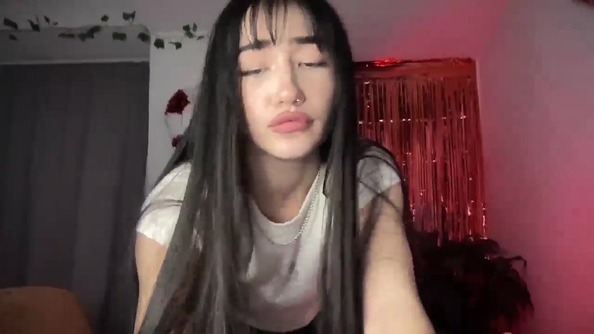 Gallery image thumbnail from Young_Evil's myfreecams stream on, 01/16/2026, 19:22 image 10 of 20