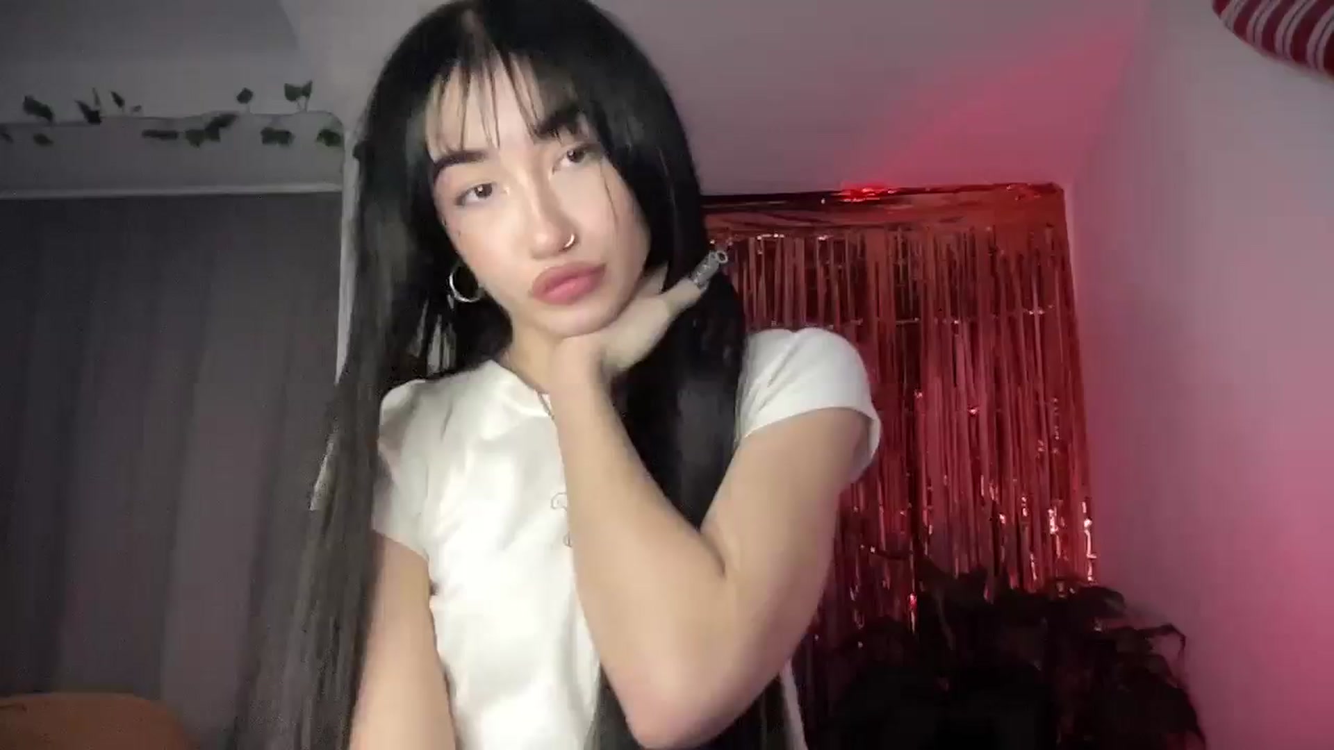 Gallery image thumbnail from Young_Evil's myfreecams stream on, 01/16/2026, 19:22 image 17 of 20