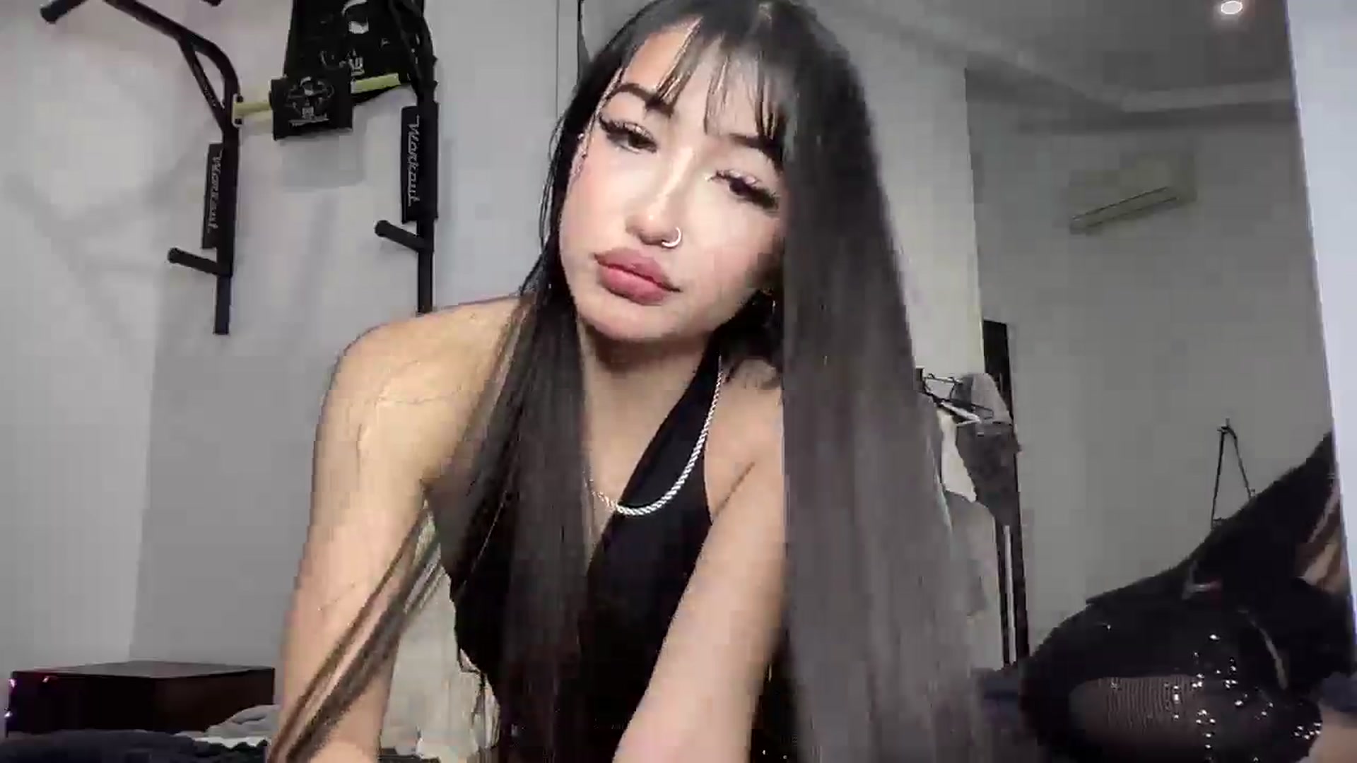 Gallery image thumbnail from Young_Evil's myfreecams stream on, 01/17/2026, 16:20 image 7 of 20