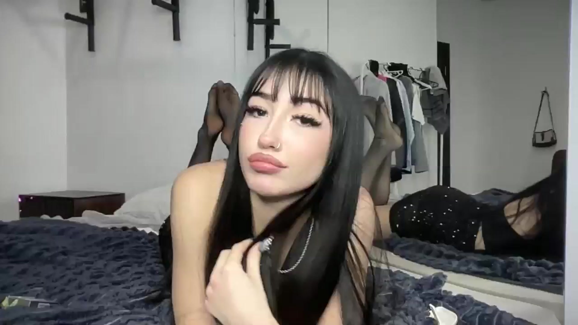 Gallery image thumbnail from Young_Evil's myfreecams stream on, 01/17/2026, 19:49 image 13 of 20
