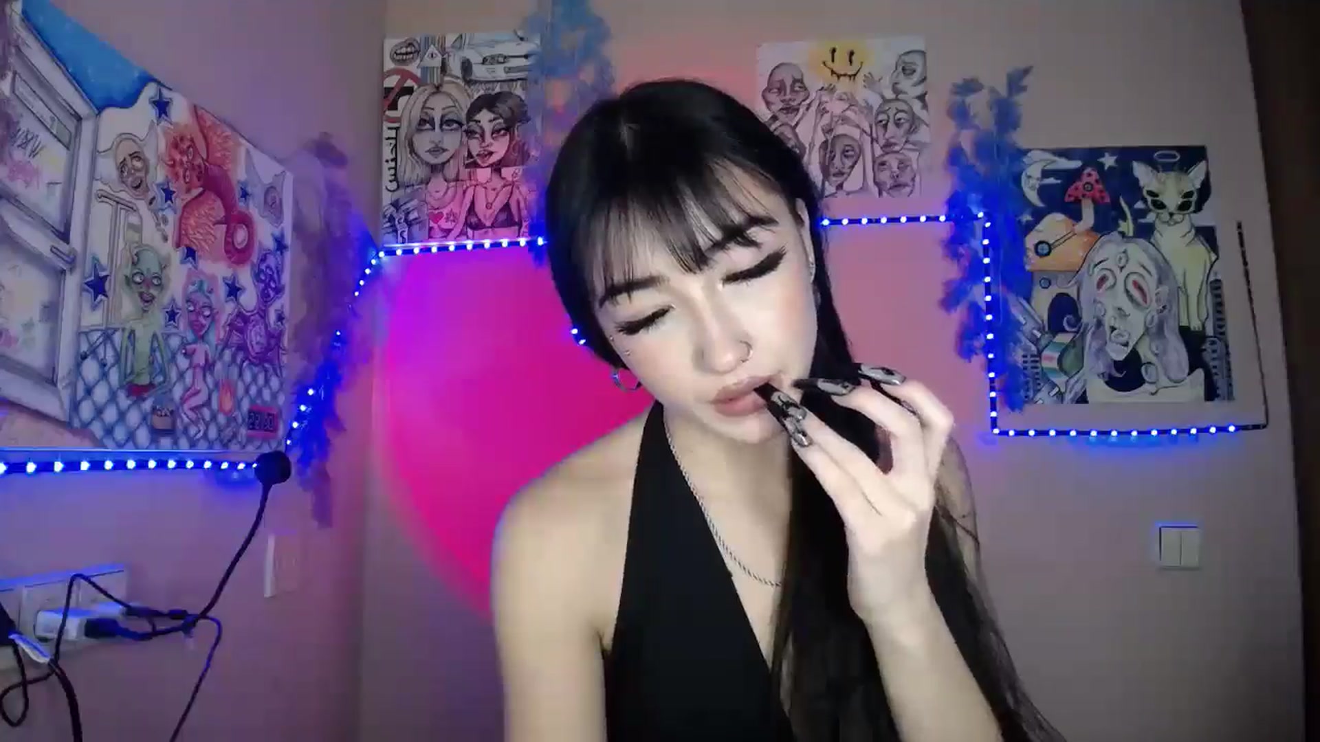Gallery image thumbnail from Young_Evil's myfreecams stream on, 01/18/2026, 16:03 image 4 of 20