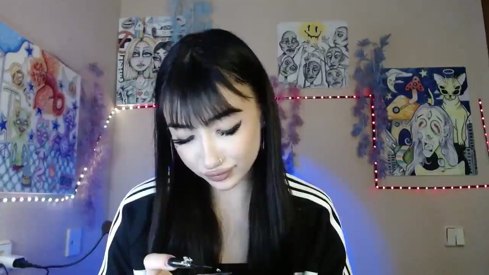 Gallery image thumbnail from Young_Evil's myfreecams stream on, 02/12/2026, 17:52 image 10 of 20