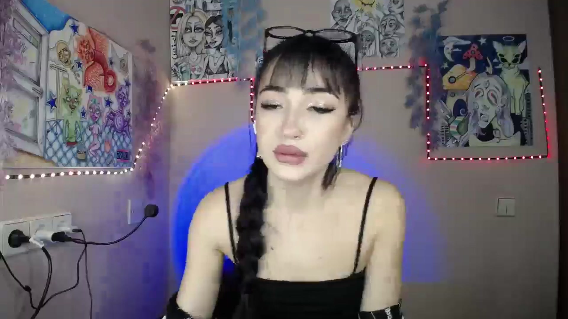 Gallery image thumbnail from Young_Evil's myfreecams stream on, 02/13/2026, 14:56 image 12 of 20