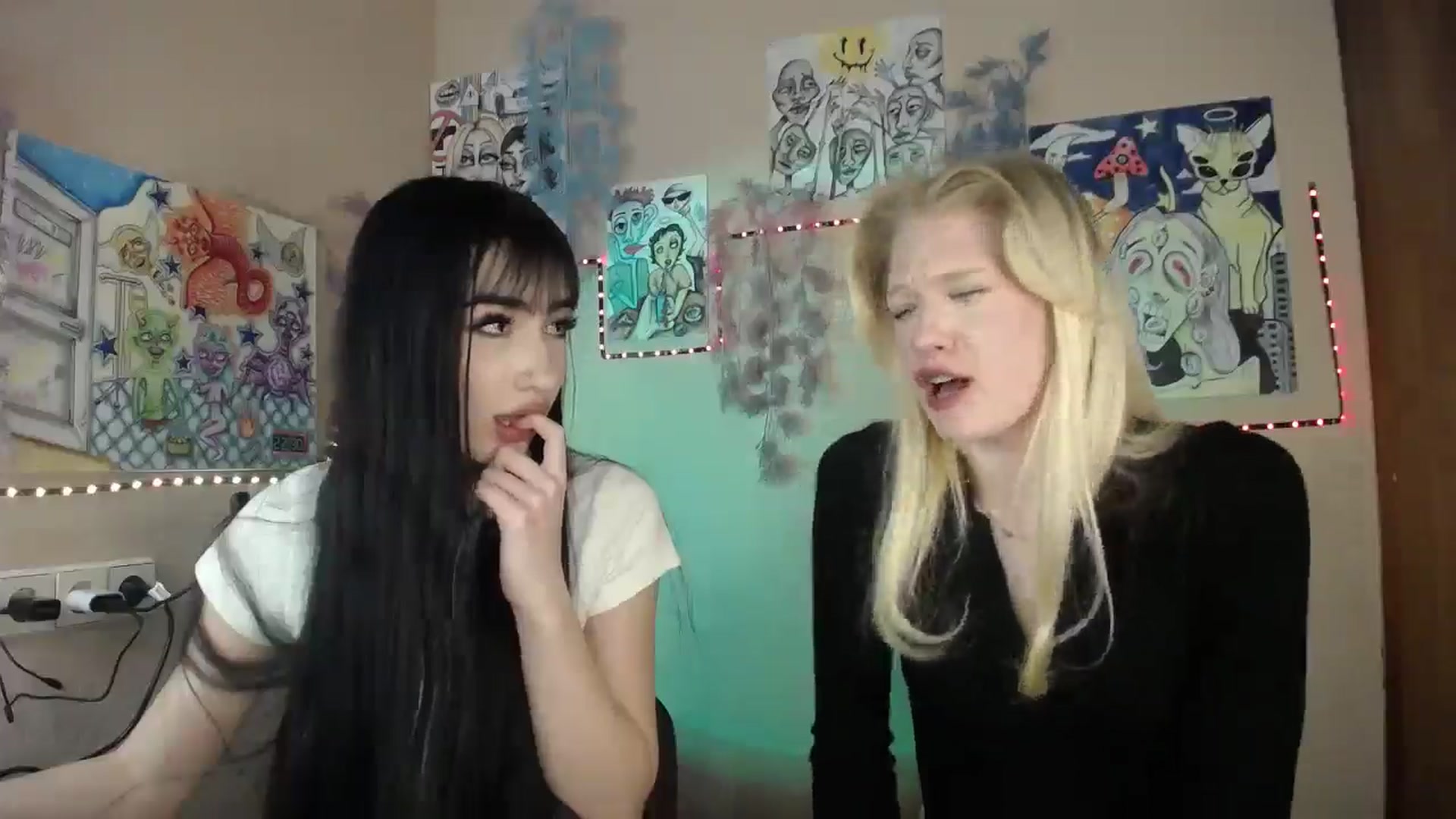 Gallery image thumbnail from Young_Evil's myfreecams stream on, 02/16/2026, 18:40 image 13 of 20