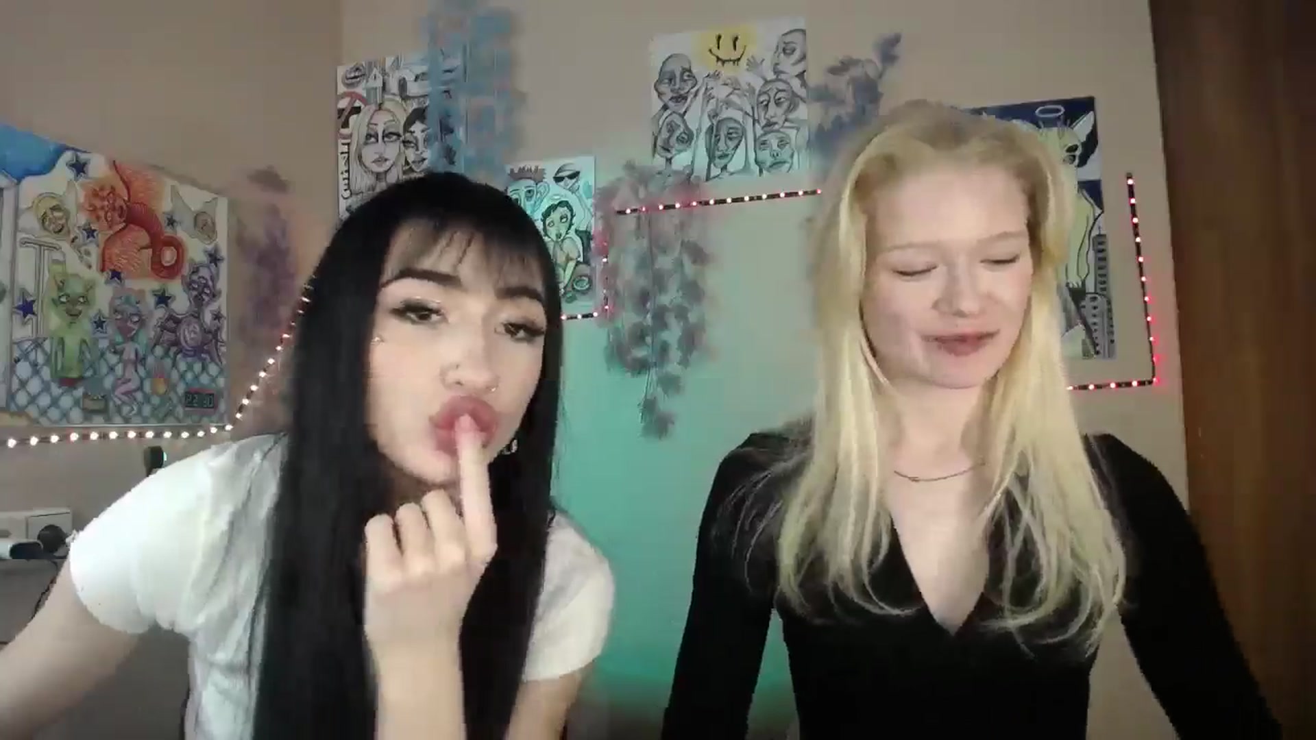 Gallery image thumbnail from Young_Evil's myfreecams stream on, 02/16/2026, 18:40 image 7 of 20