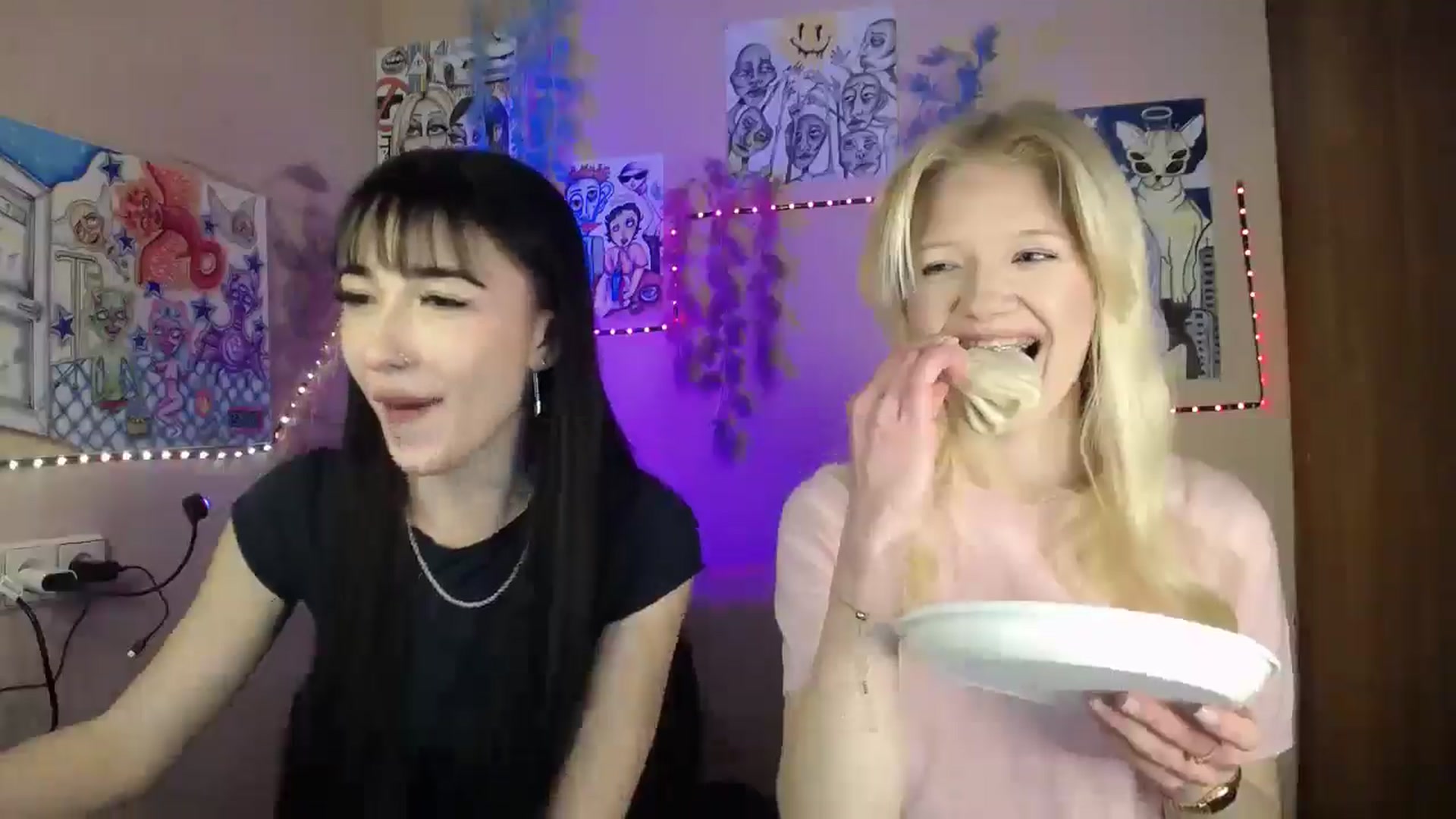 Gallery image thumbnail from Young_Evil's myfreecams stream on, 02/18/2026, 17:19 image 14 of 20