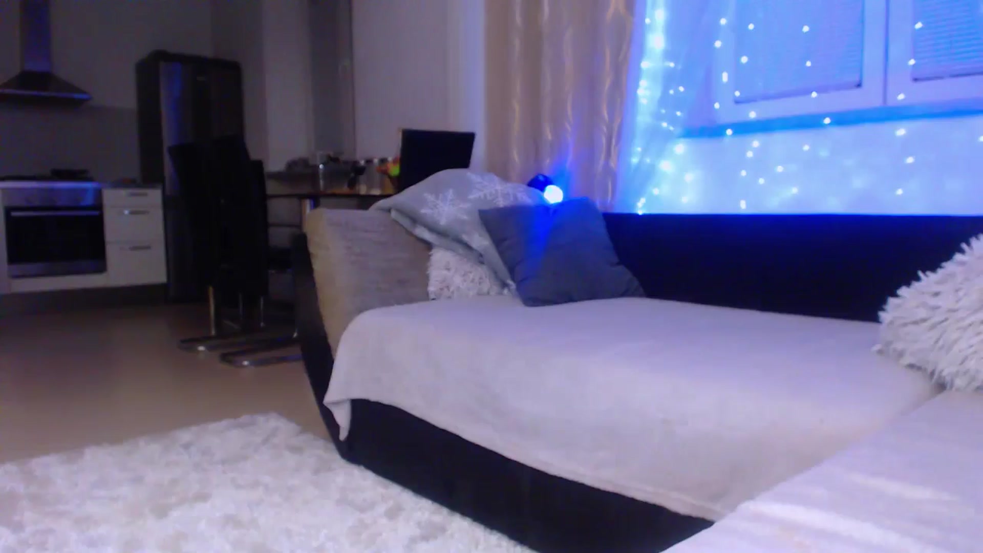 Gallery image thumbnail from YourArielXXX's myfreecams stream on, 12/31/2024, 21:50 image 15 of 20