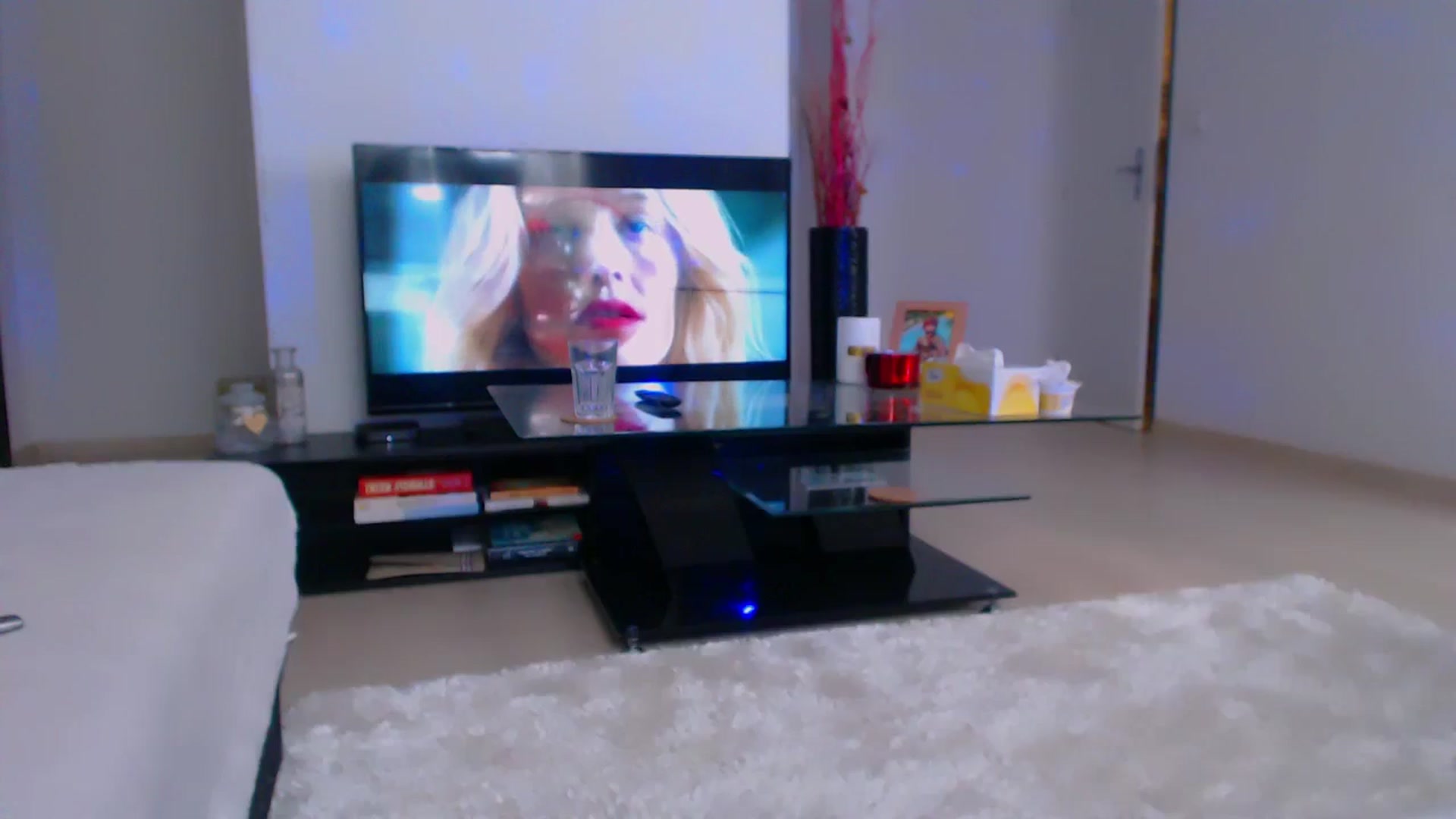Gallery image thumbnail from YourArielXXX's myfreecams stream on, 03/04/2025, 10:00 image 3 of 20
