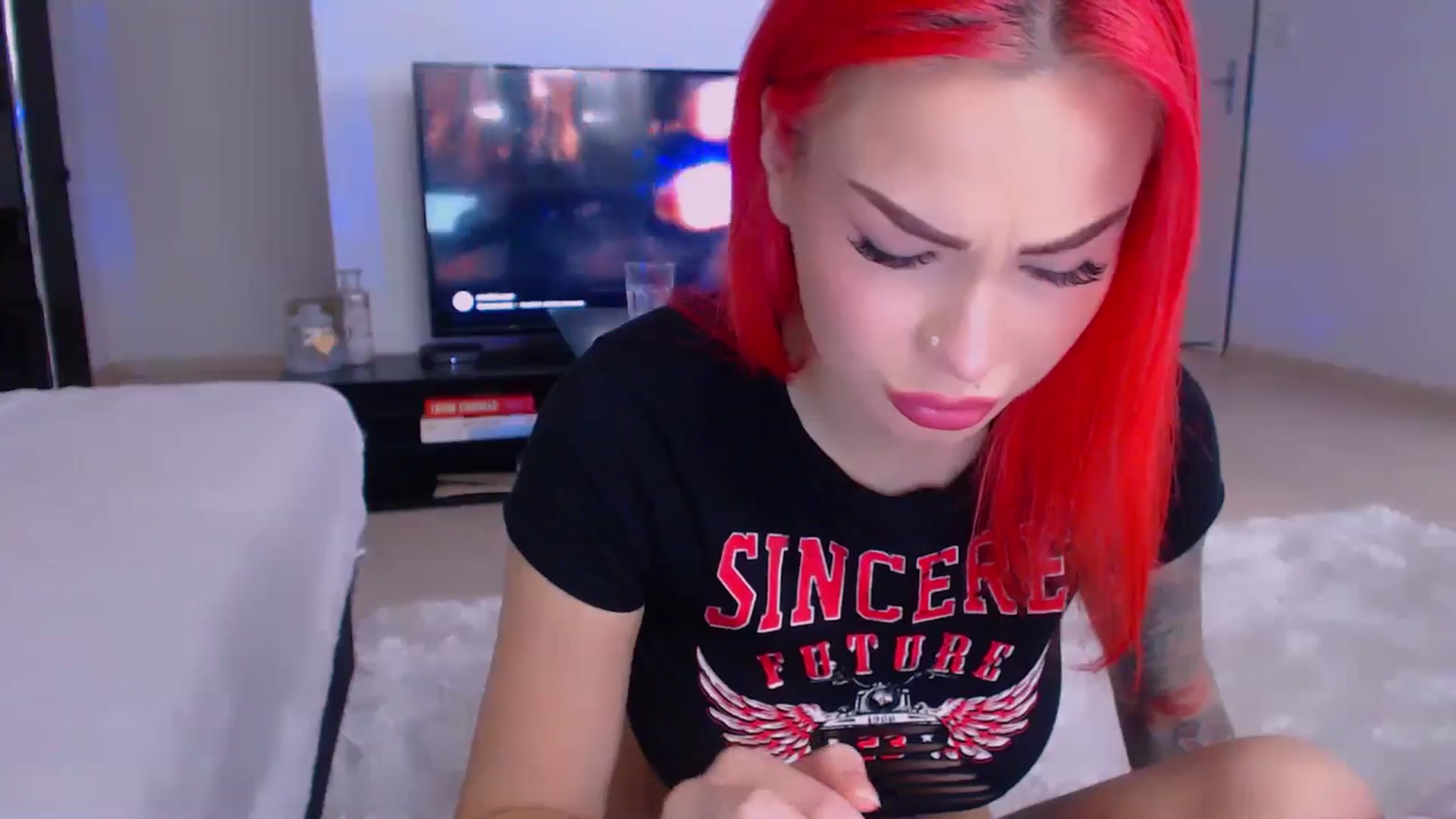 Gallery image thumbnail from YourArielXXX's myfreecams stream on, 03/04/2025, 10:00 image 14 of 20