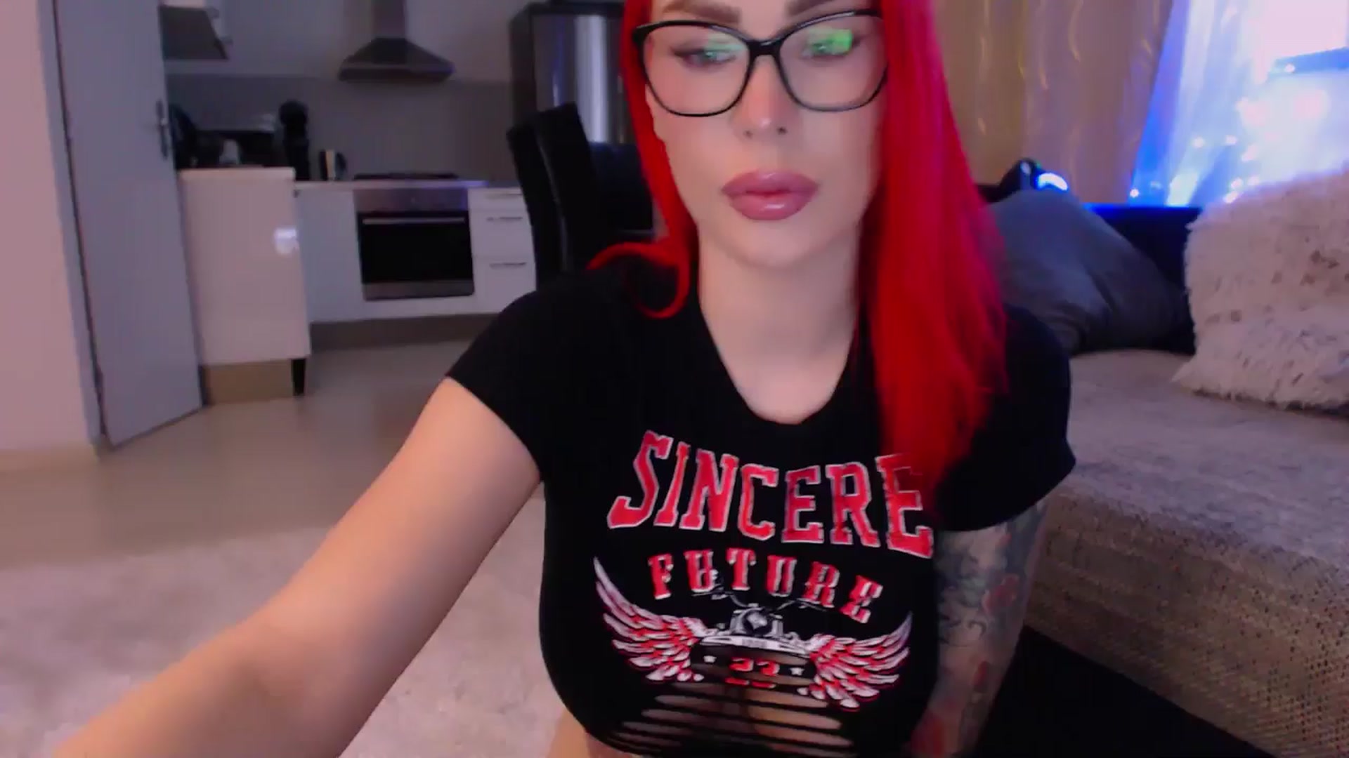 Gallery image thumbnail from YourArielXXX's myfreecams stream on, 04/18/2025, 17:26 image 9 of 20