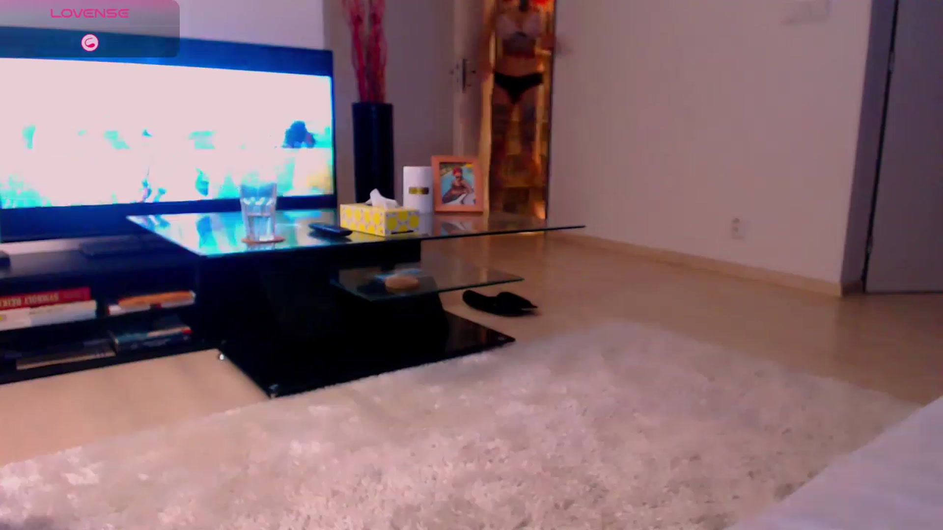 Gallery image thumbnail from YourArielXXX's myfreecams stream on, 06/04/2025, 20:14 image 9 of 20