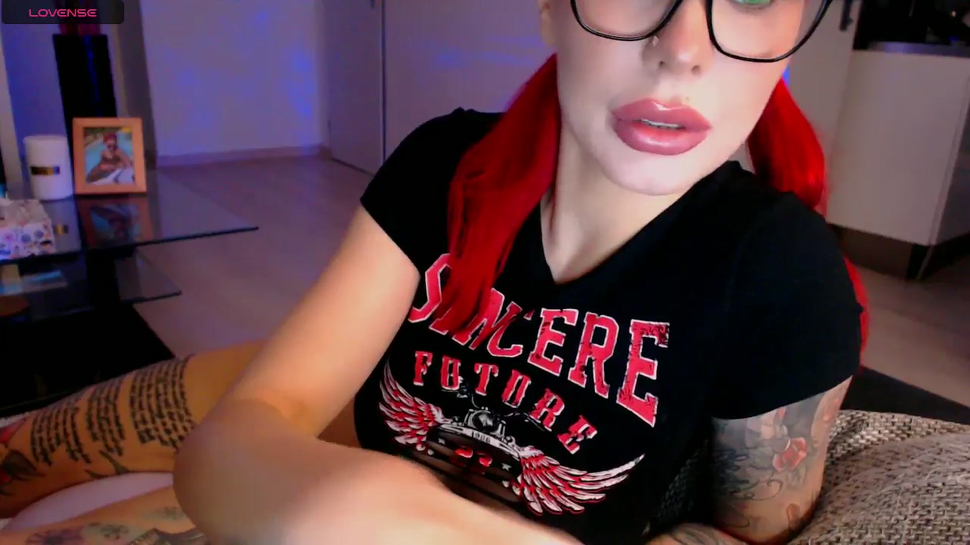 Gallery image thumbnail from YourArielXXX's myfreecams stream on, 06/13/2025, 19:57 image 12 of 20