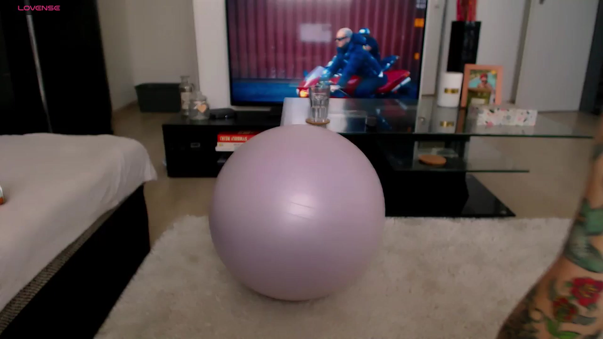 Gallery image thumbnail from YourArielXXX's myfreecams stream on, 07/03/2025, 14:29 image 1 of 20
