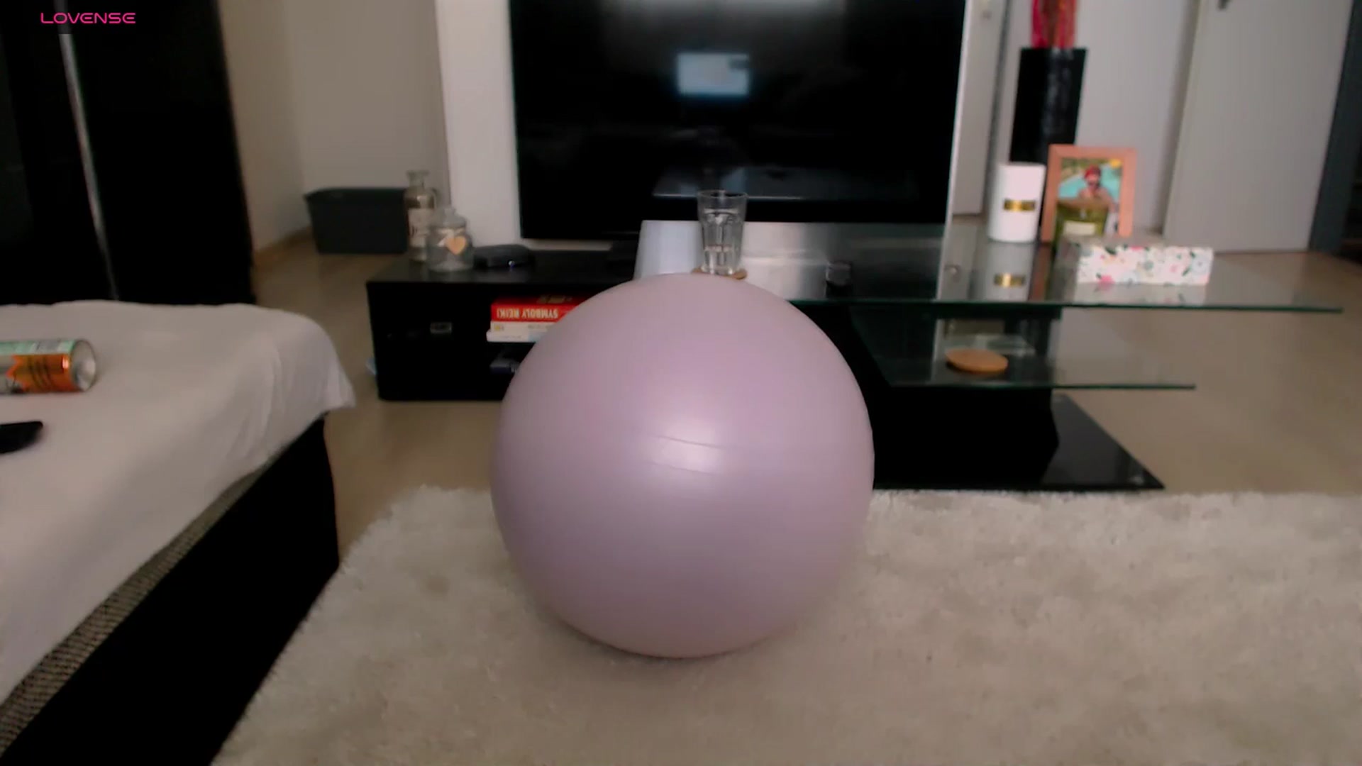 Gallery image thumbnail from YourArielXXX's myfreecams stream on, 07/03/2025, 14:29 image 5 of 20