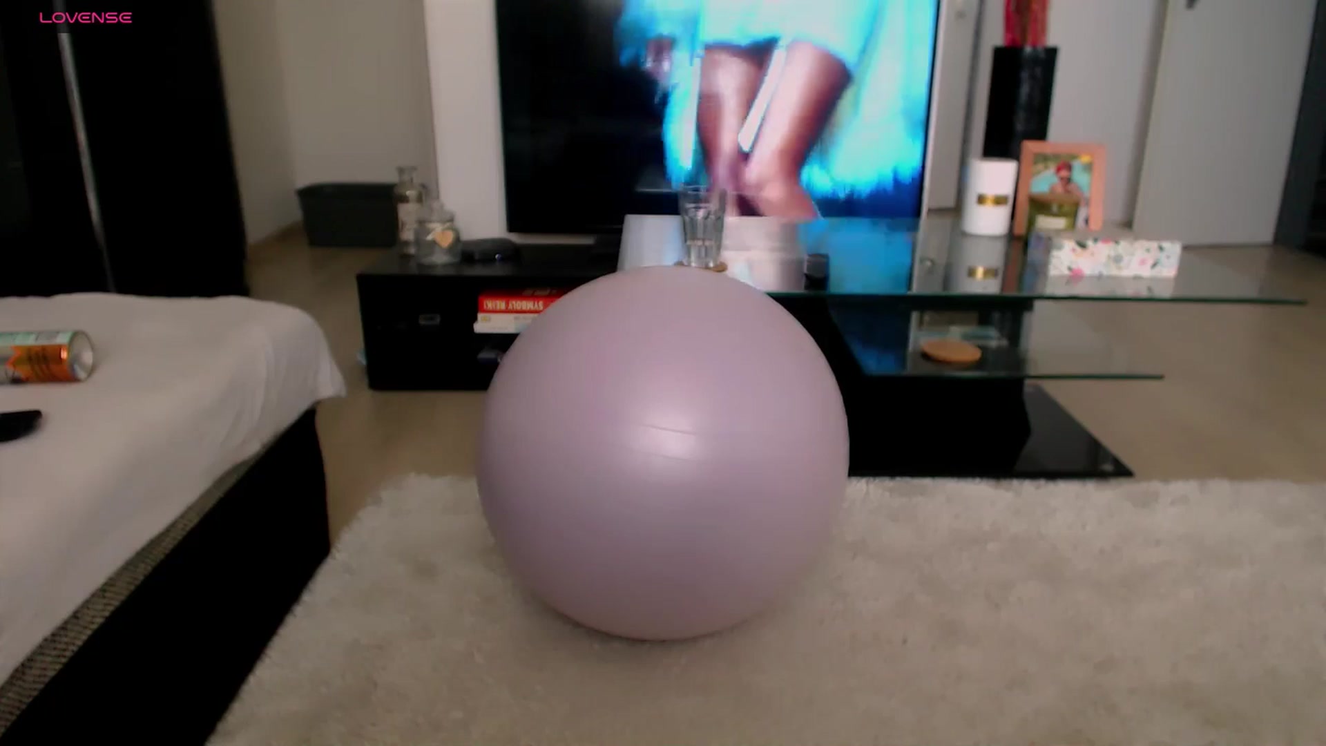 Gallery image thumbnail from YourArielXXX's myfreecams stream on, 07/03/2025, 14:29 image 6 of 20