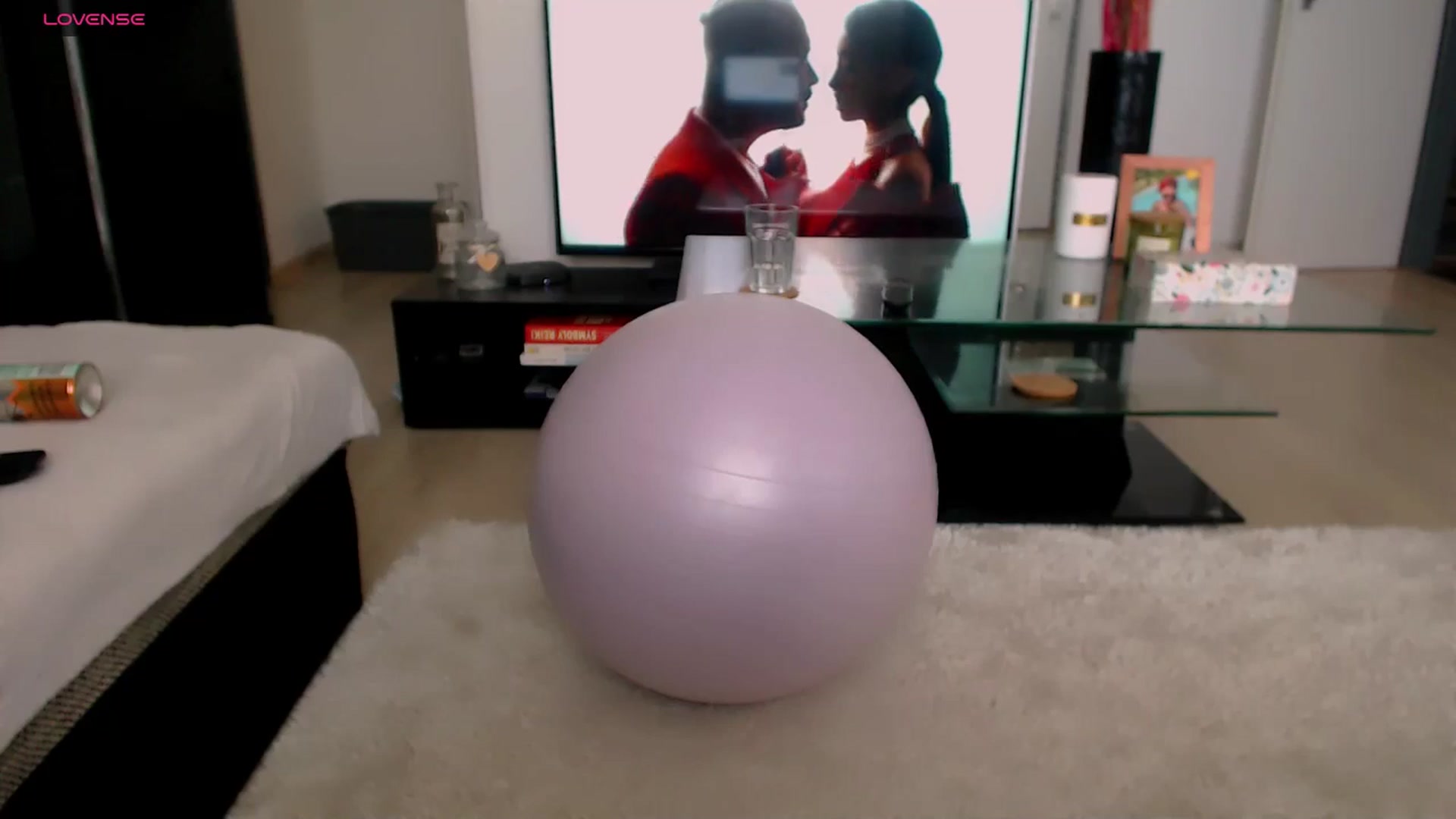Gallery image thumbnail from YourArielXXX's myfreecams stream on, 07/03/2025, 14:29 image 4 of 20
