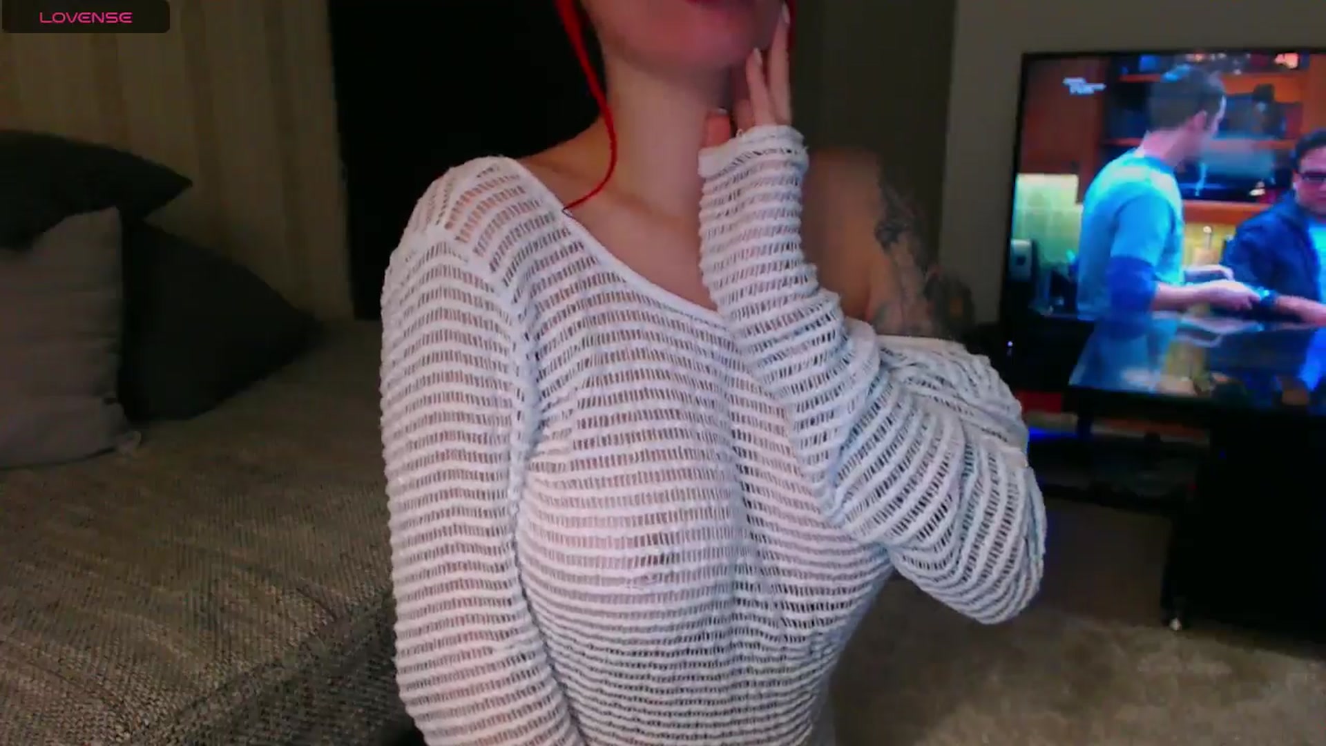 Gallery image thumbnail from YourArielXXX's myfreecams stream on, 10/05/2025, 19:37 image 17 of 20
