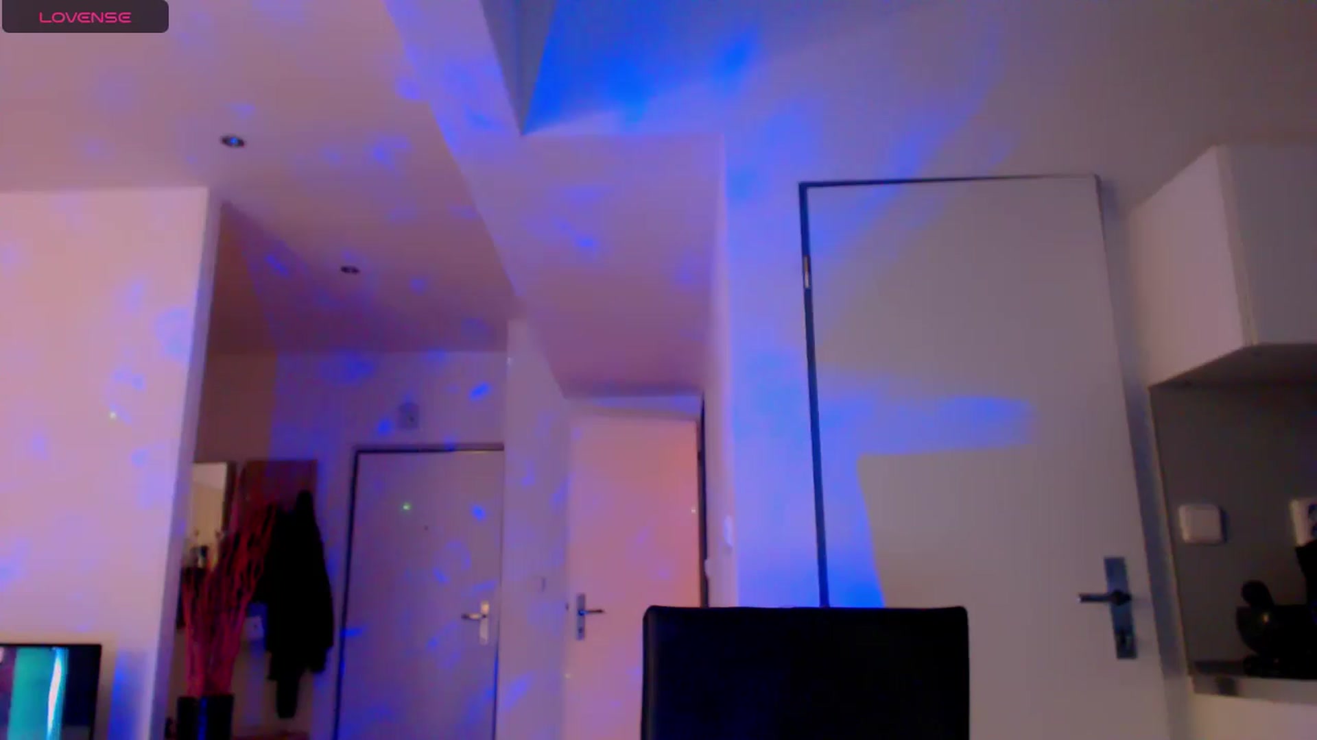Gallery image thumbnail from YourArielXXX's myfreecams stream on, 10/13/2025, 16:08 image 10 of 20