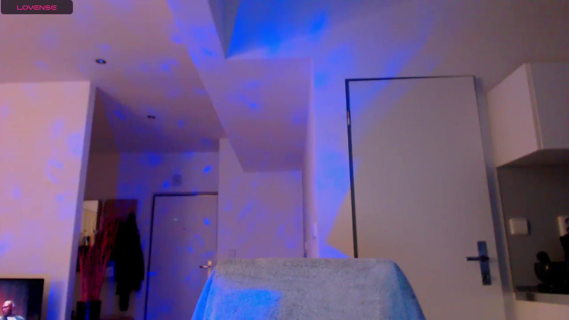 Gallery image thumbnail from YourArielXXX's myfreecams stream on, 10/13/2025, 16:08 image 13 of 20