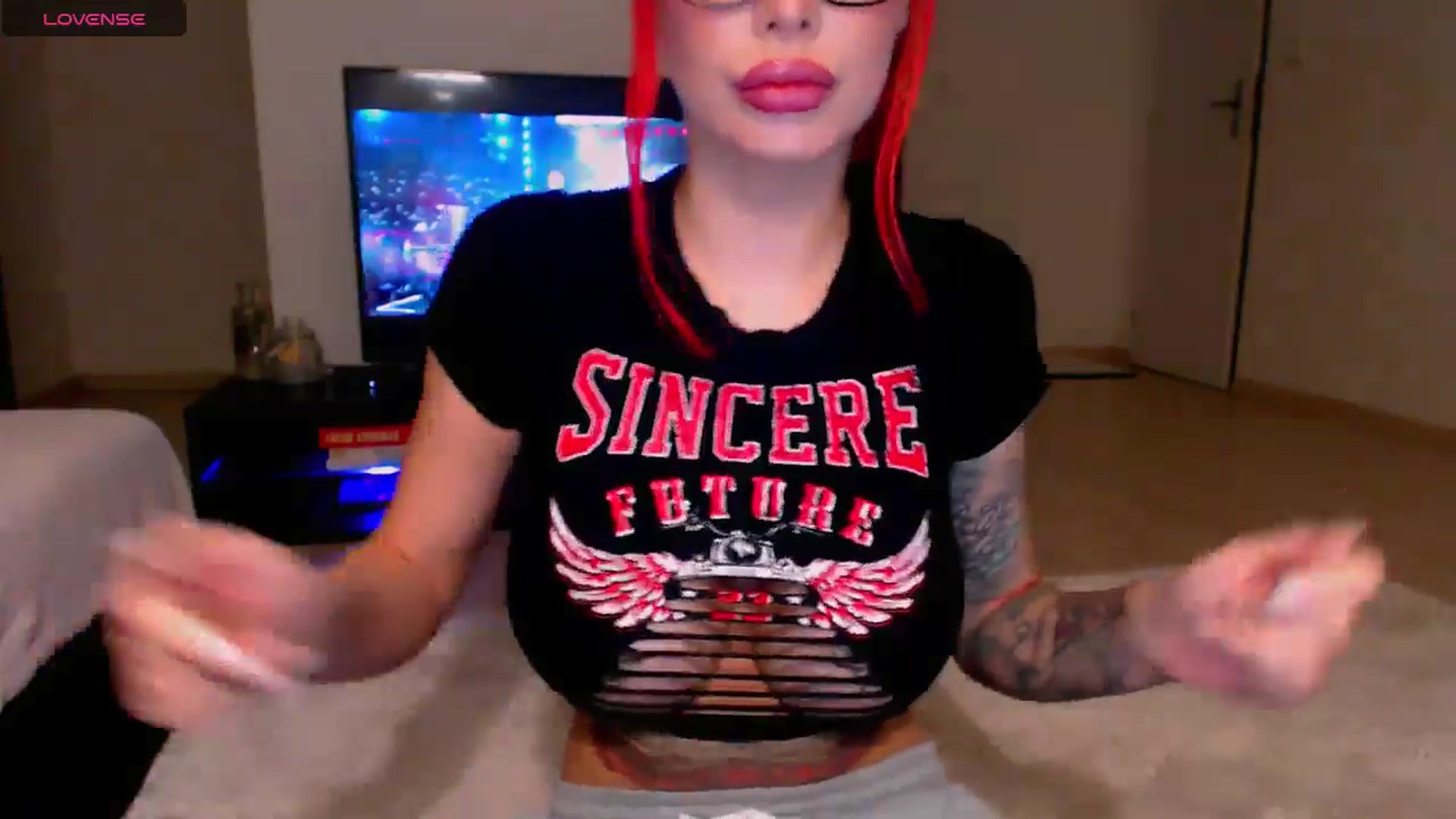 Gallery image thumbnail from YourArielXXX's myfreecams stream on, 10/23/2025, 17:55 image 6 of 20