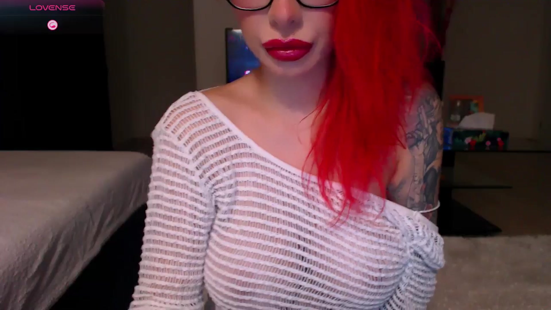 Gallery image thumbnail from YourArielXXX's myfreecams stream on, 11/17/2025, 19:32 image 16 of 20