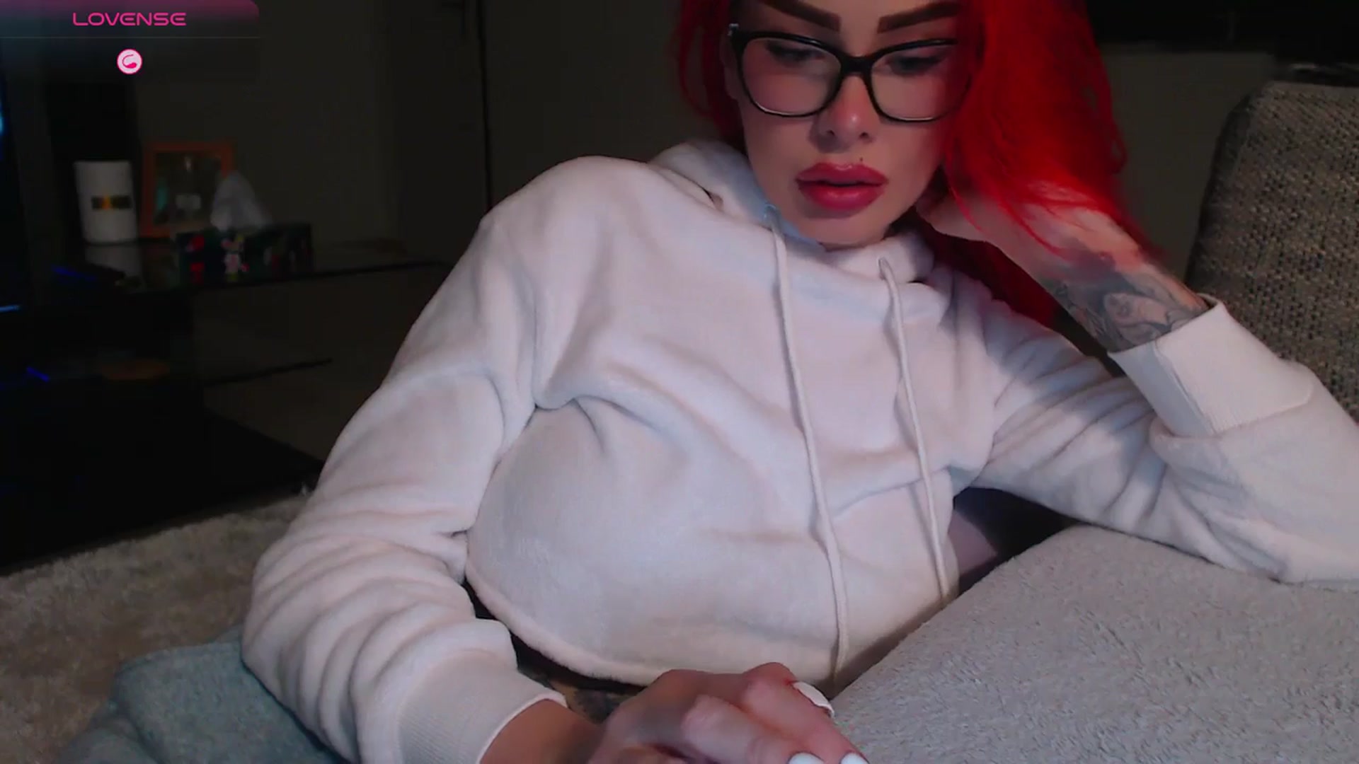 Gallery image thumbnail from YourArielXXX's myfreecams stream on, 11/26/2025, 17:44 image 17 of 20