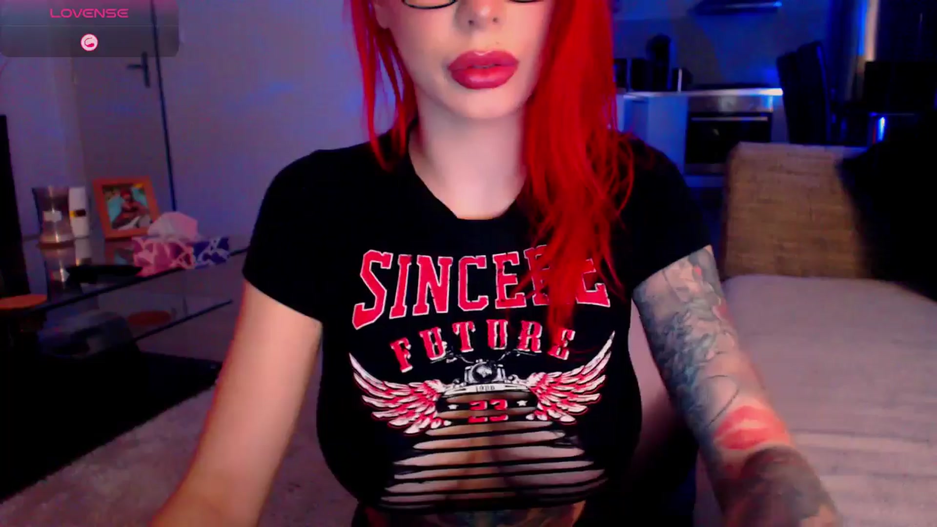 Gallery image thumbnail from YourArielXXX's myfreecams stream on, 01/04/2026, 17:02 image 14 of 20