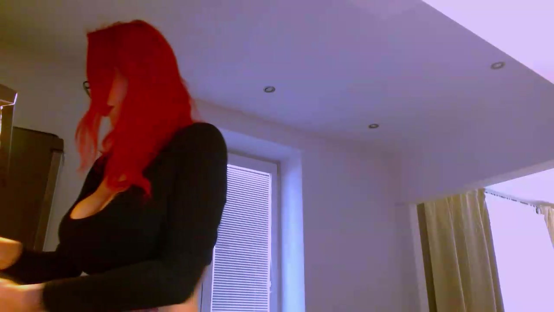 Gallery image thumbnail from YourArielXXX's myfreecams stream on, 05/17/2026, 15:32 image 13 of 20