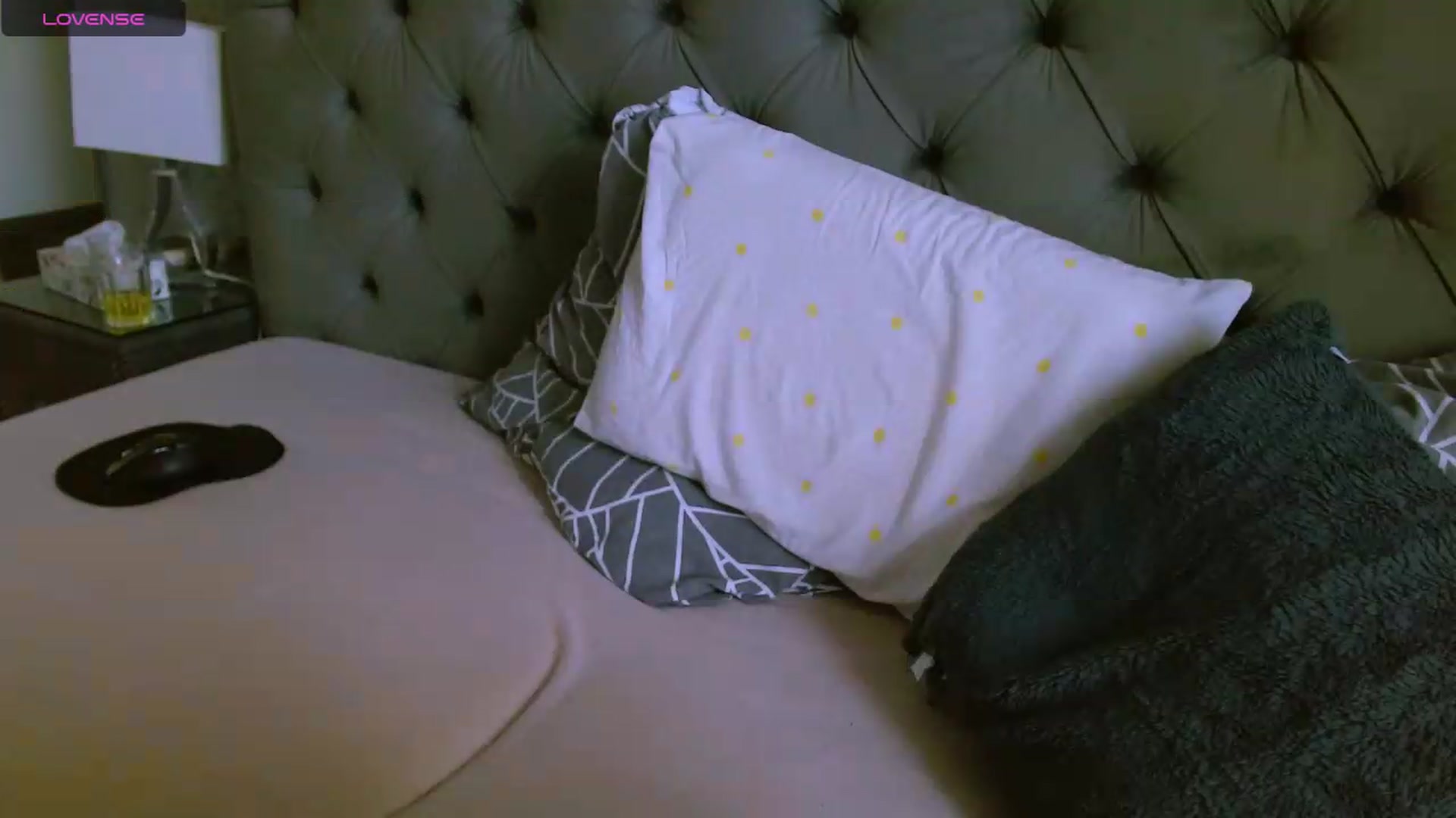 Gallery image thumbnail from YourArielXXX's myfreecams stream on, 07/05/2026, 16:04 image 11 of 20