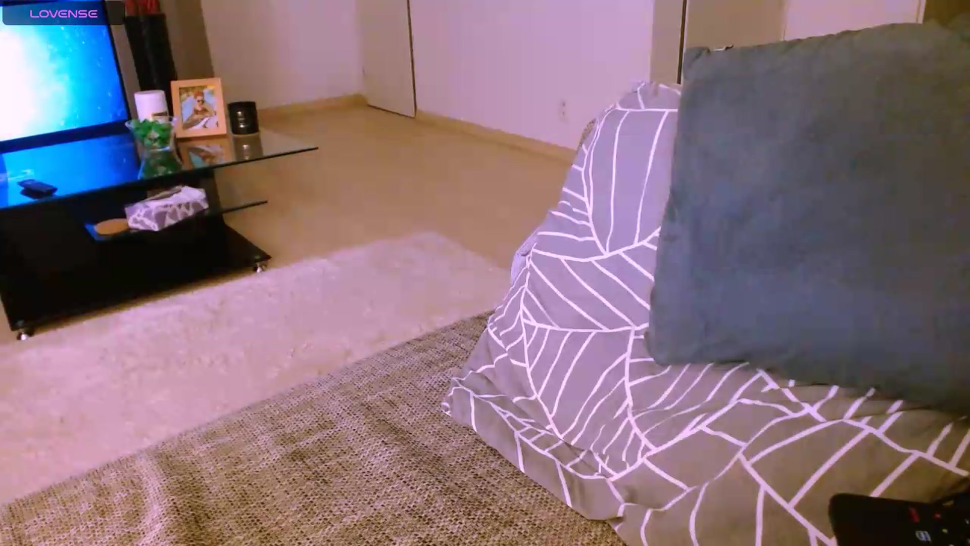 Gallery image thumbnail from YourArielXXX's myfreecams stream on, 08/06/2026, 18:53 image 17 of 20
