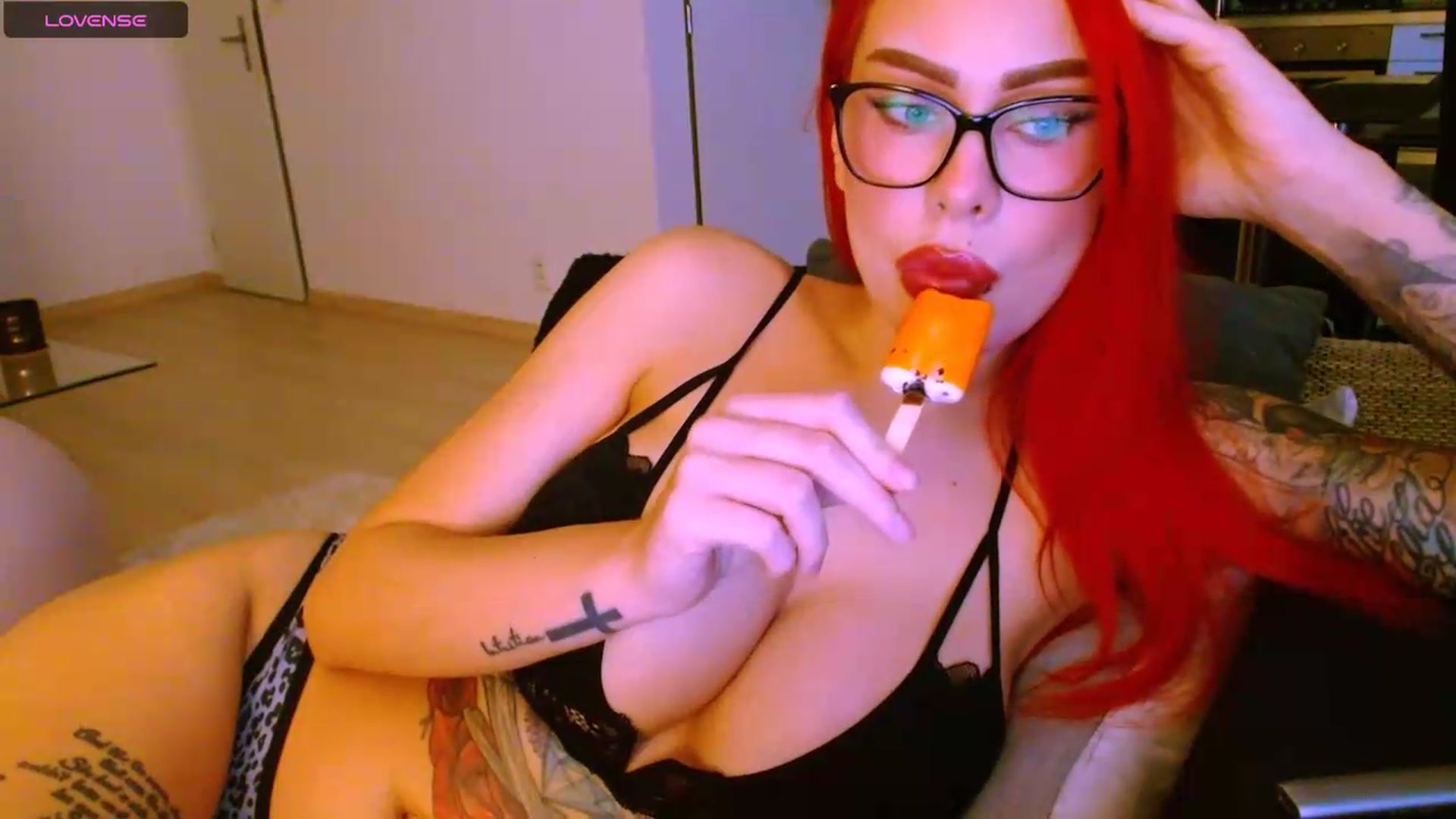Gallery image thumbnail from YourArielXXX's myfreecams stream on, 08/23/2026, 19:49 image 2 of 20