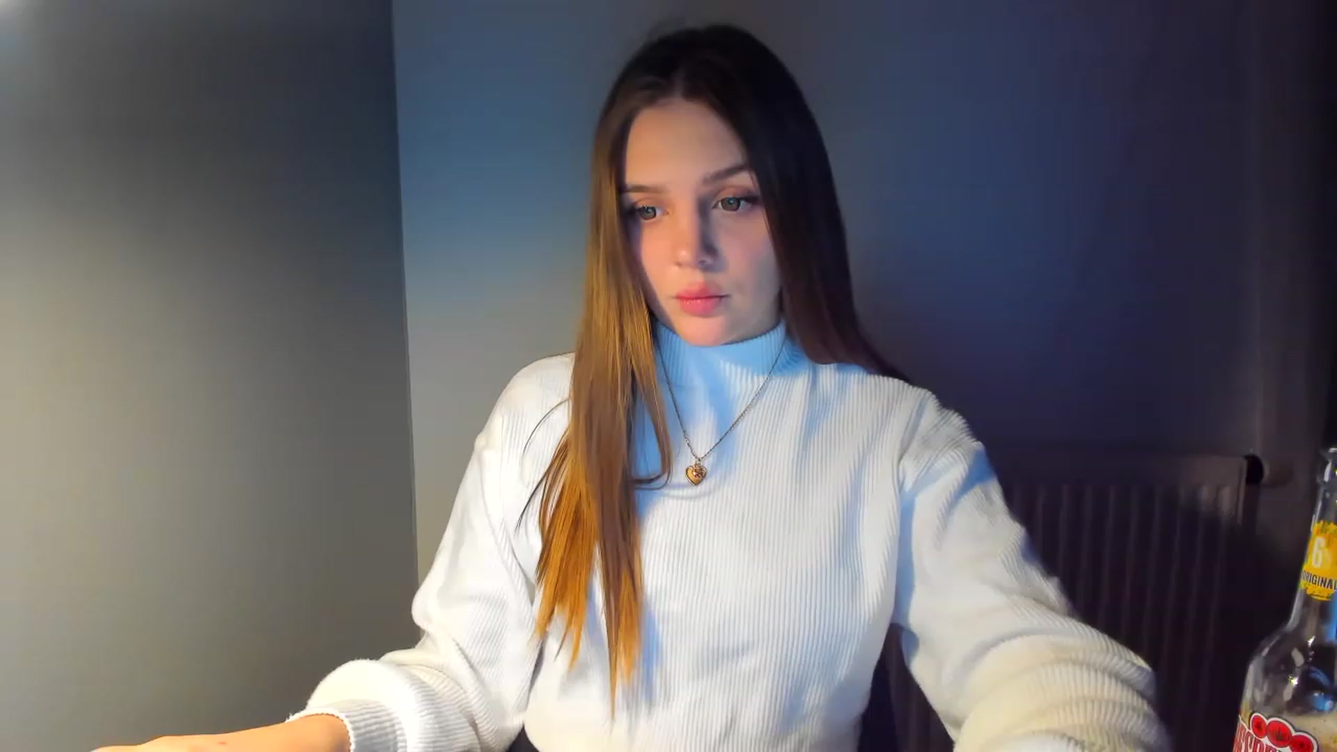 Gallery image thumbnail from YourBabeDoll's myfreecams stream on, 12/25/2022, 01:42 image 3 of 20