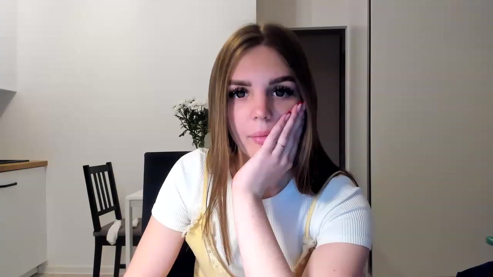 Gallery image thumbnail from YourBabeDoll's myfreecams stream on, 06/04/2023, 21:15 image 3 of 20