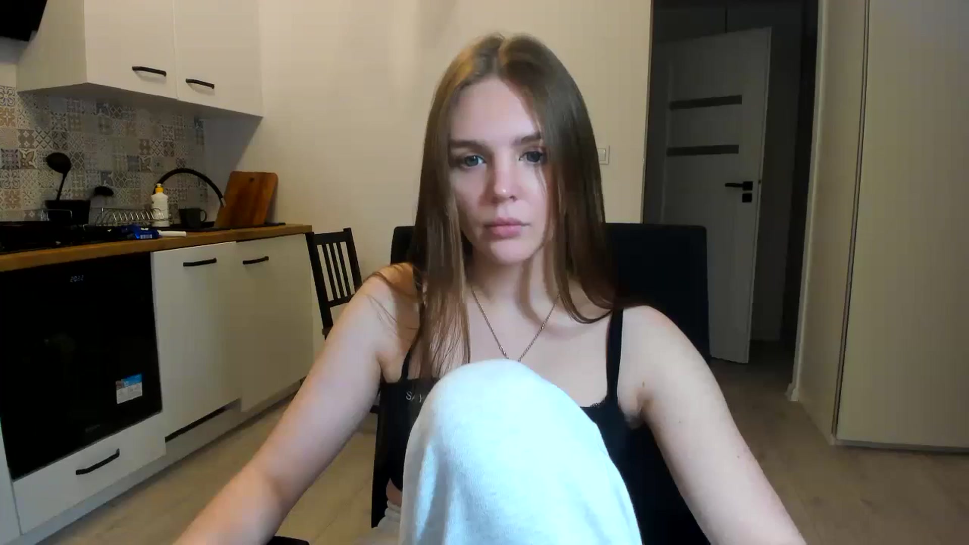 Gallery image thumbnail from YourBabeDoll's myfreecams stream on, 11/06/2023, 01:38 image 2 of 20