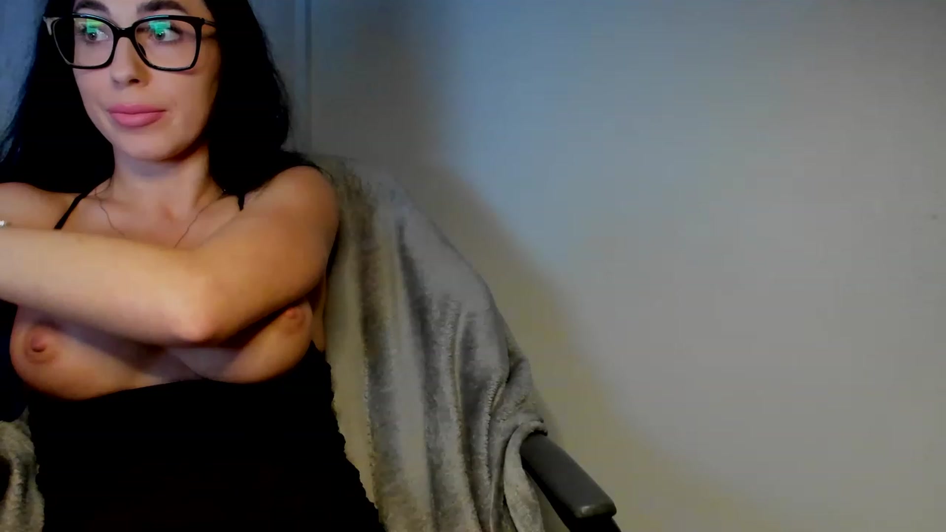 Gallery image thumbnail from YourBecky's myfreecams stream on, 11/28/2022, 24:32 image 9 of 20